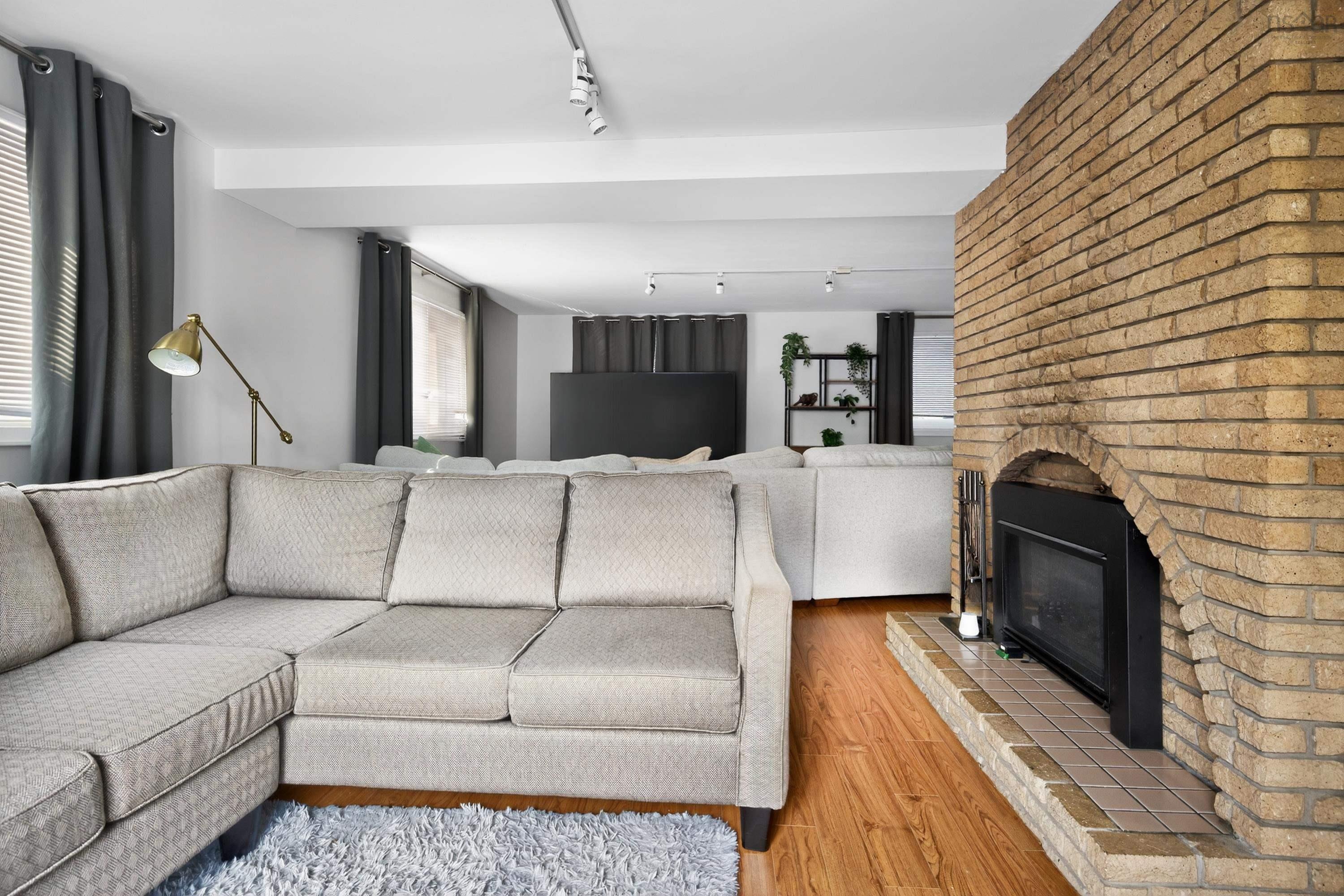 37 Lawnsdale Drive, Dartmouth, NS (MLS 202603584)