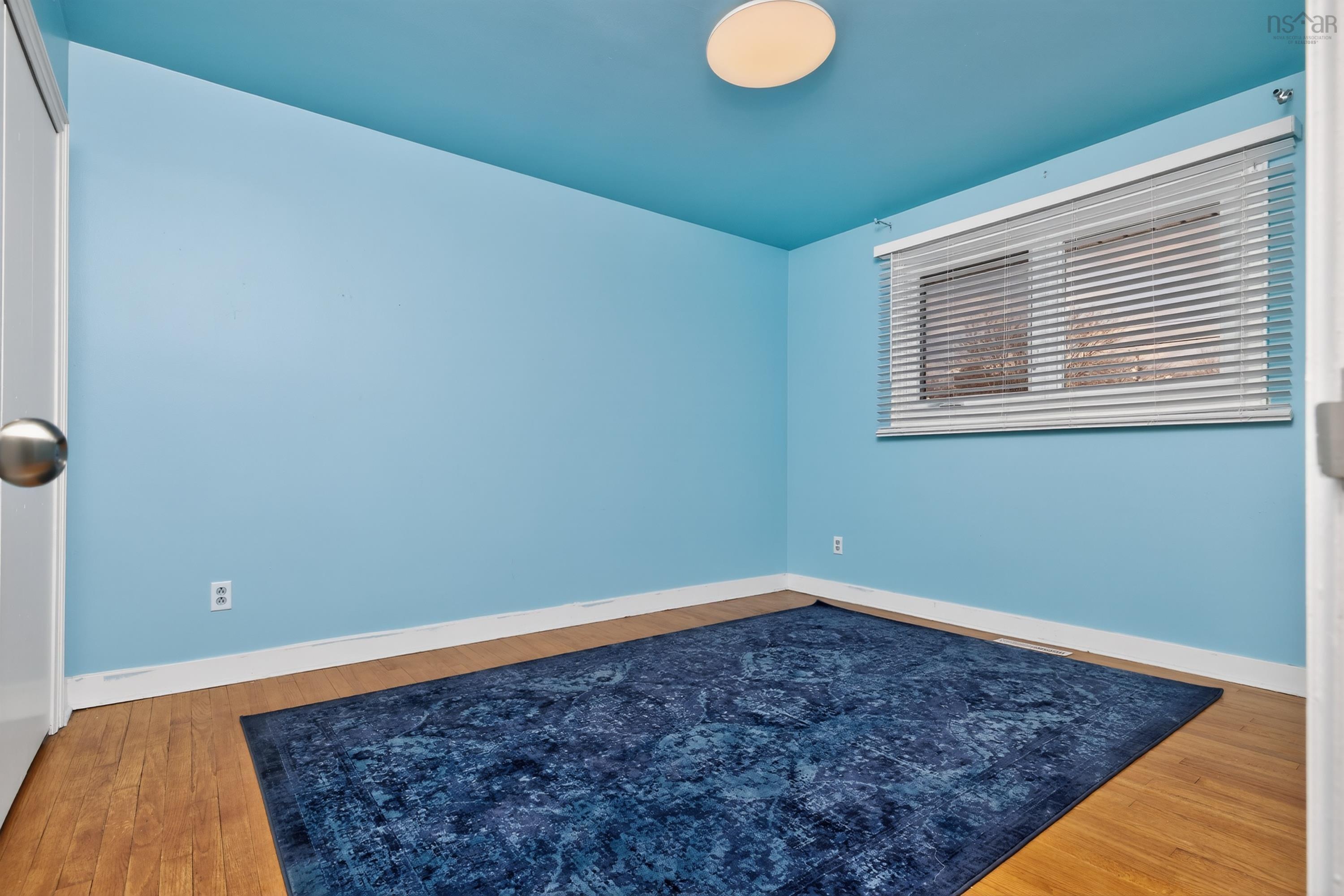 37 Lawnsdale Drive, Dartmouth, NS (MLS 202603584)