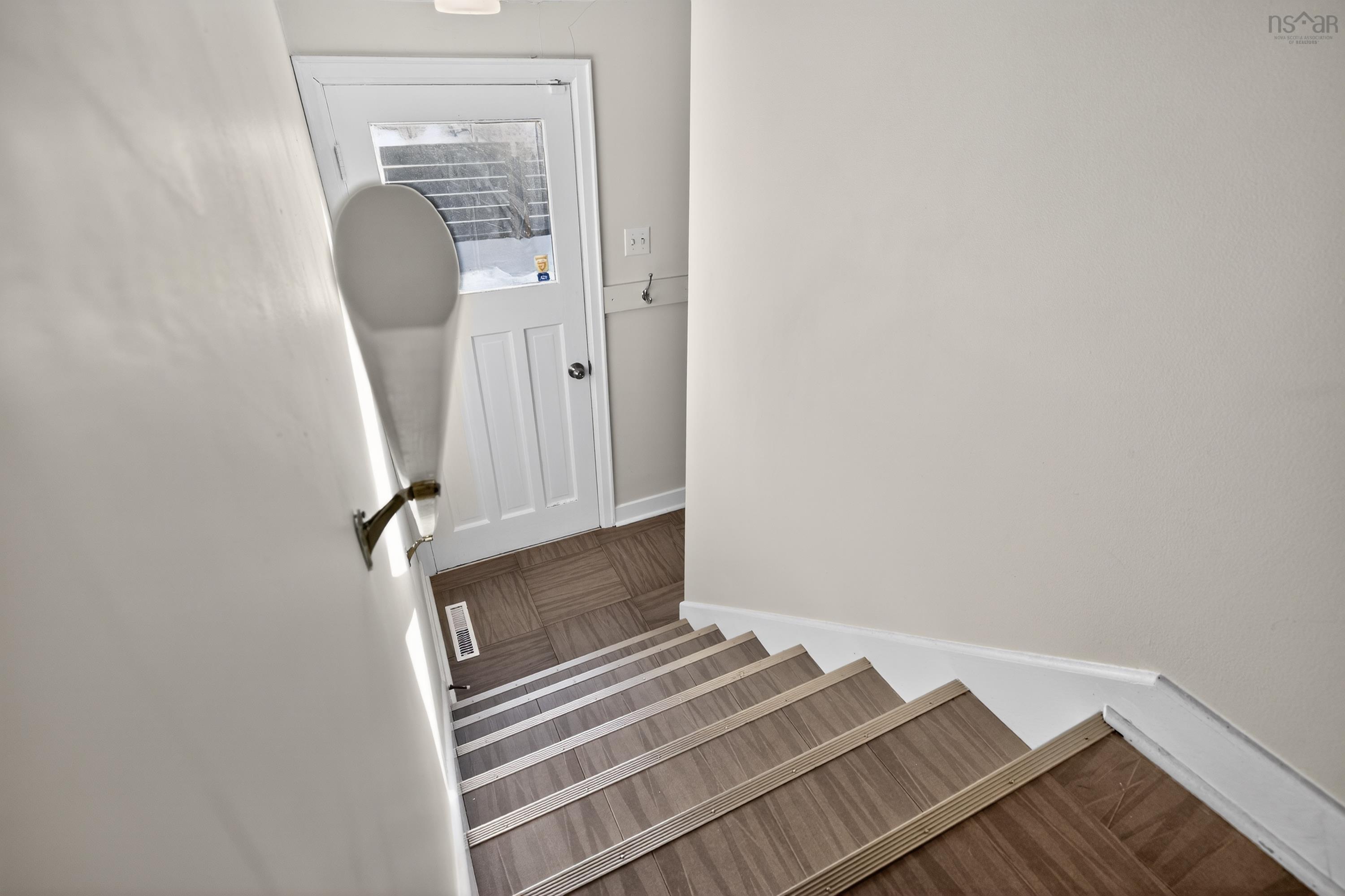 37 Lawnsdale Drive, Dartmouth, NS (MLS 202603584)