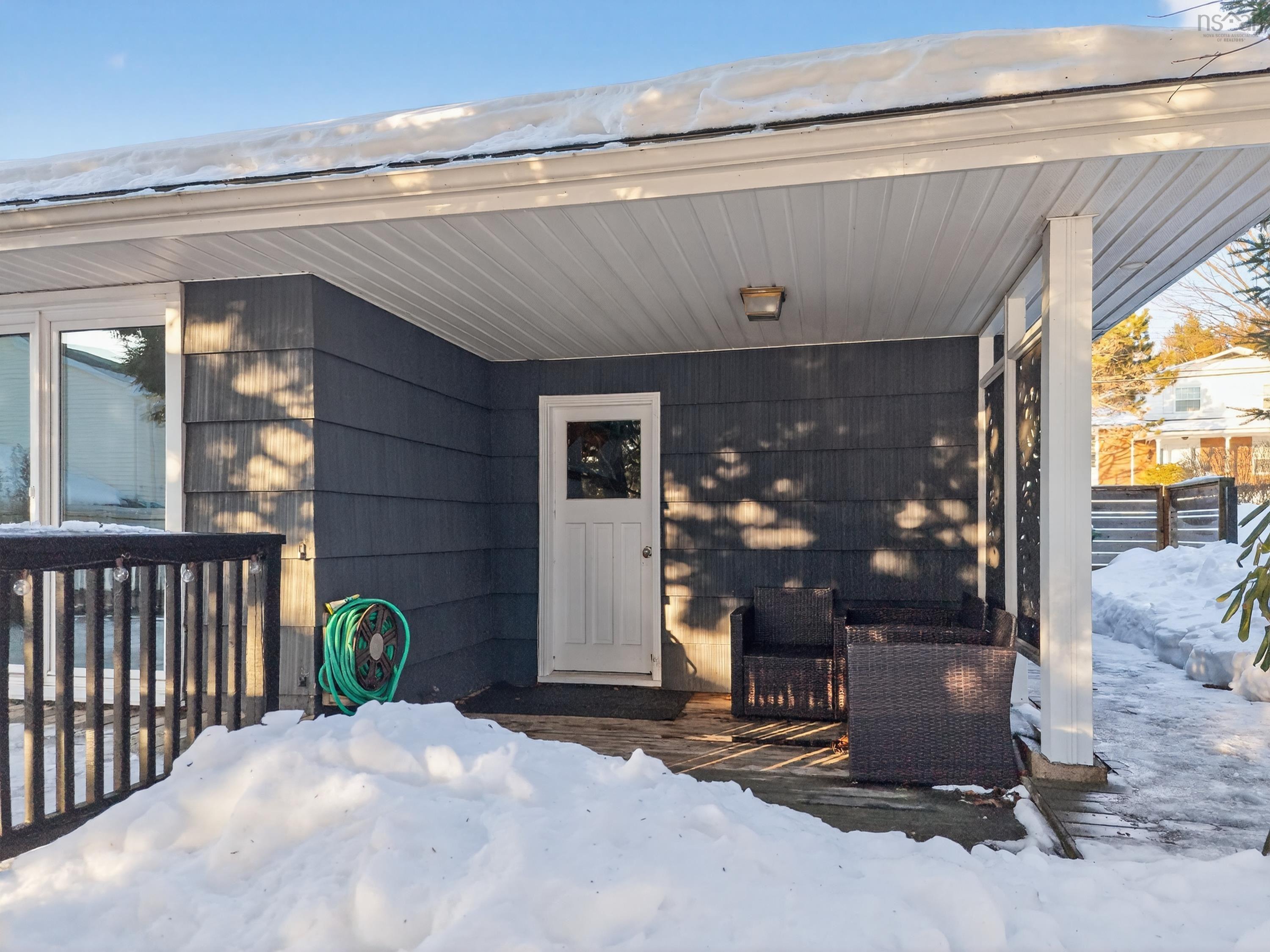 37 Lawnsdale Drive, Dartmouth, NS (MLS 202603584)