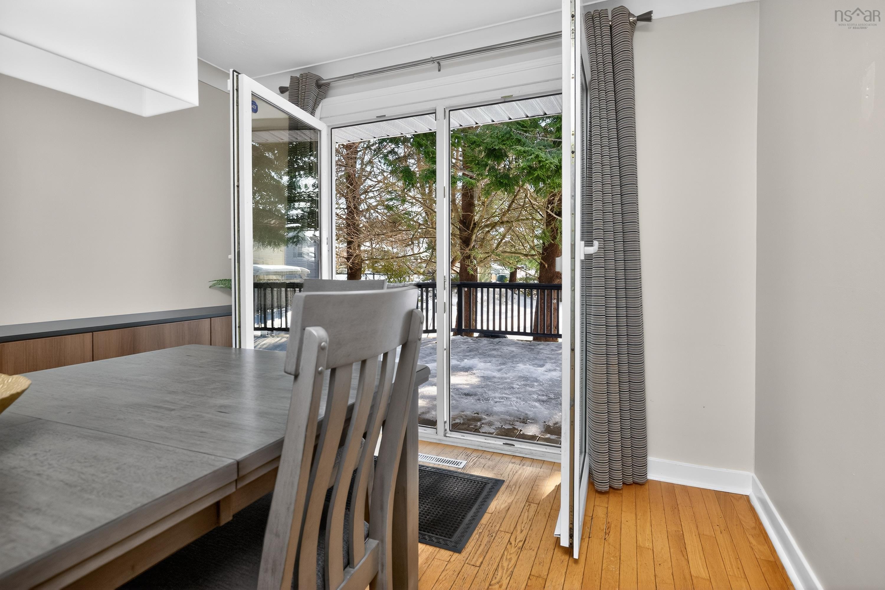 37 Lawnsdale Drive, Dartmouth, NS (MLS 202603584)