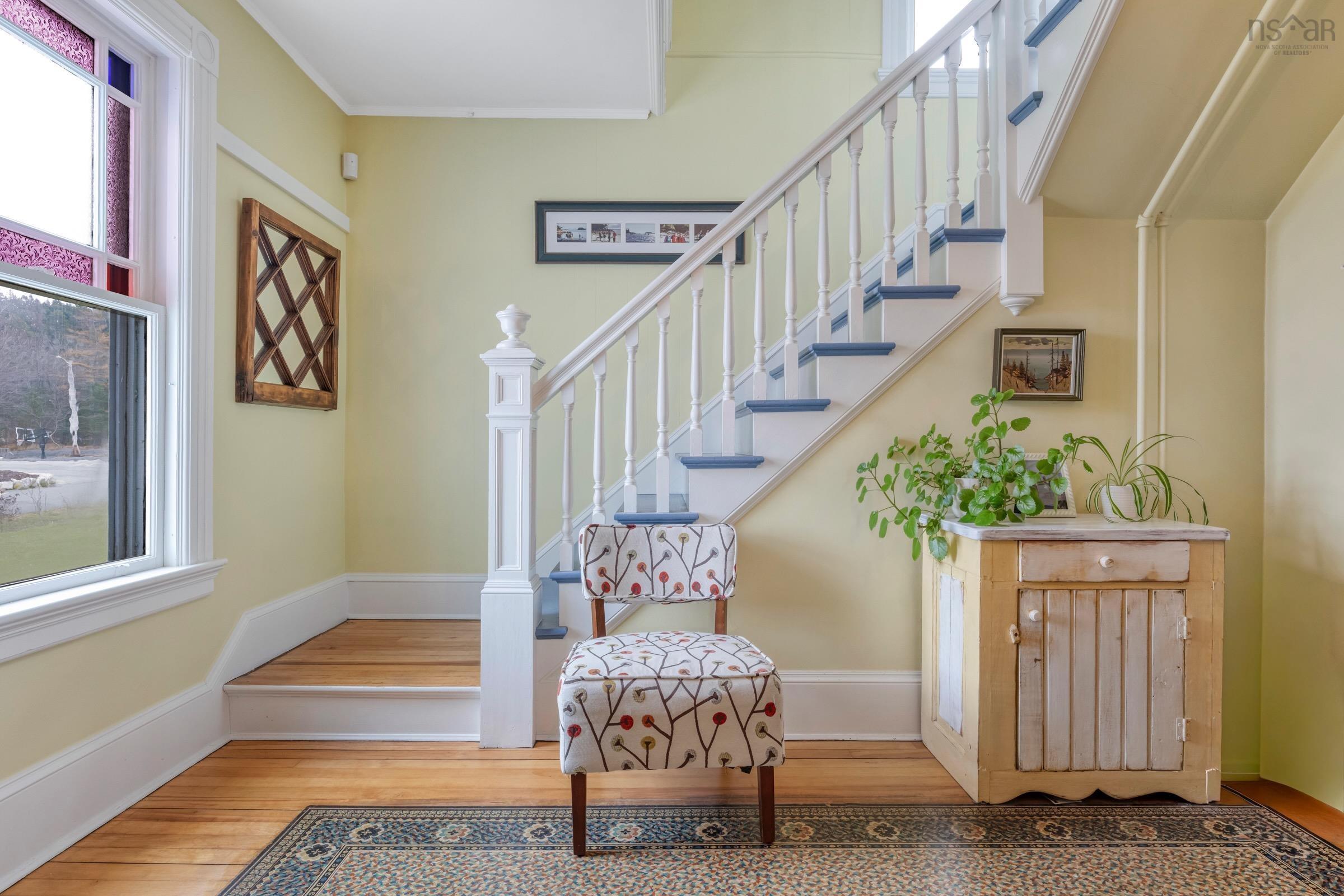 $849,000.00: 85 Lower LaHave Road, Riverport