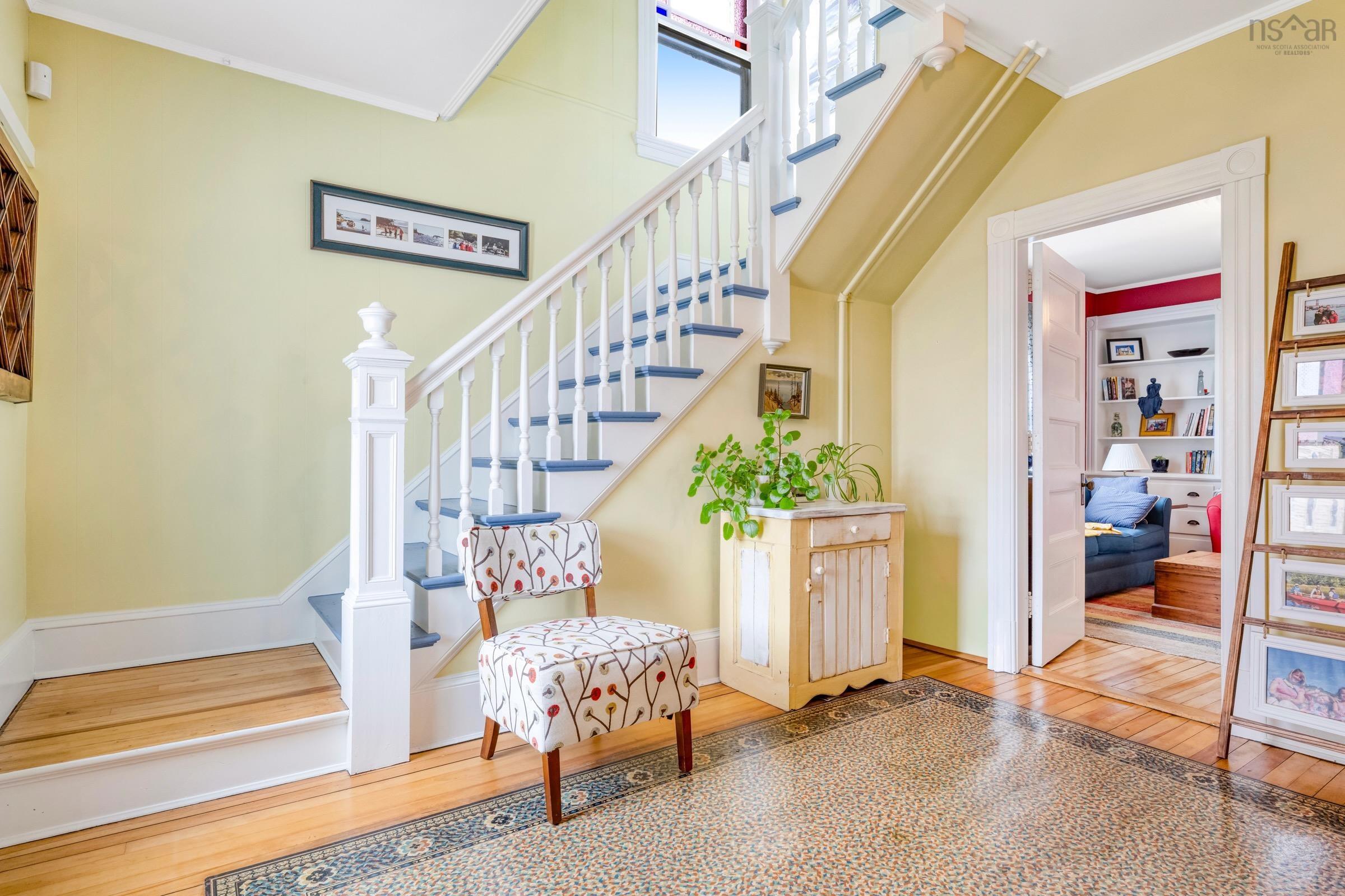 $849,000.00: 85 Lower LaHave Road, Riverport