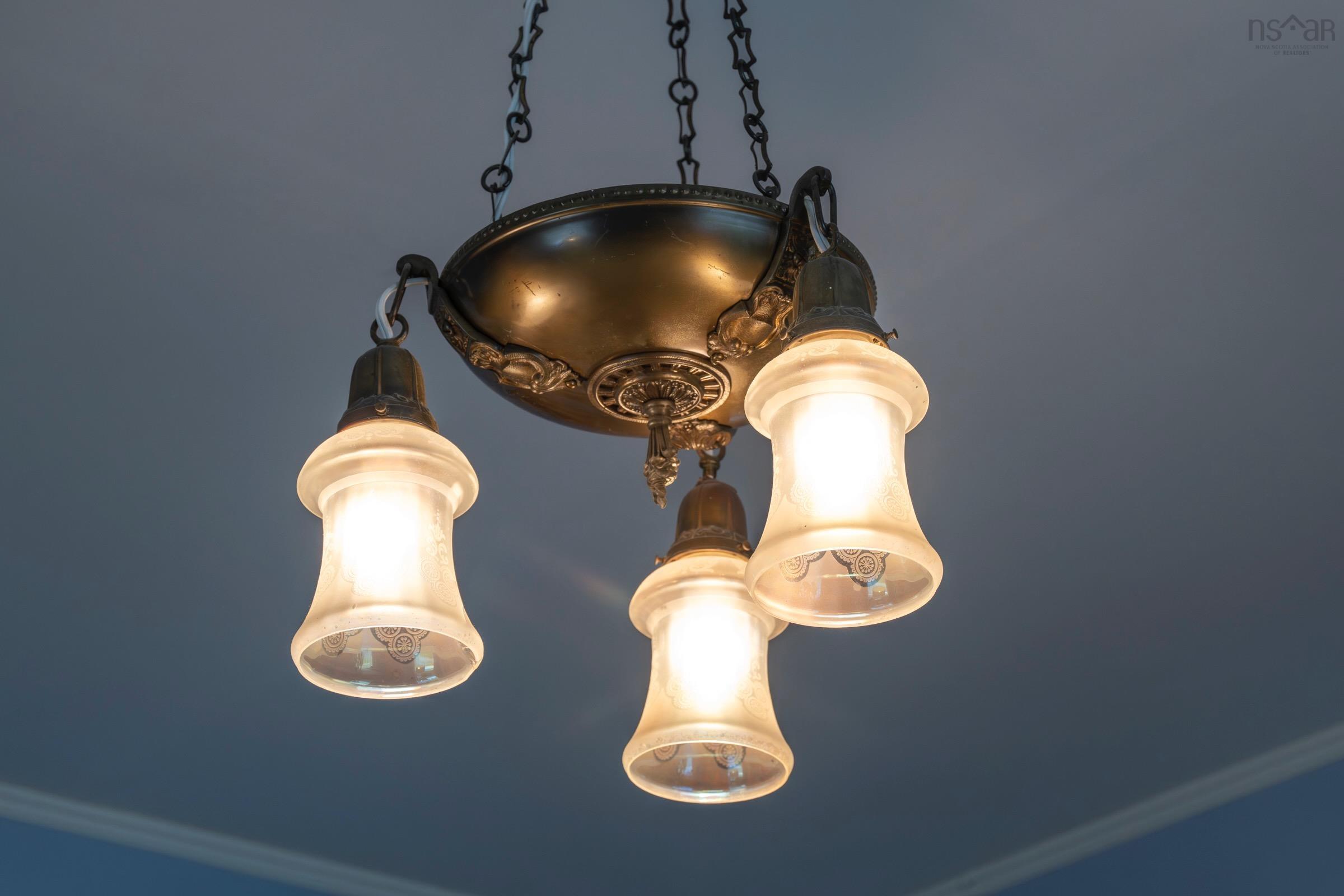 $849,000.00: 85 Lower LaHave Road, Riverport