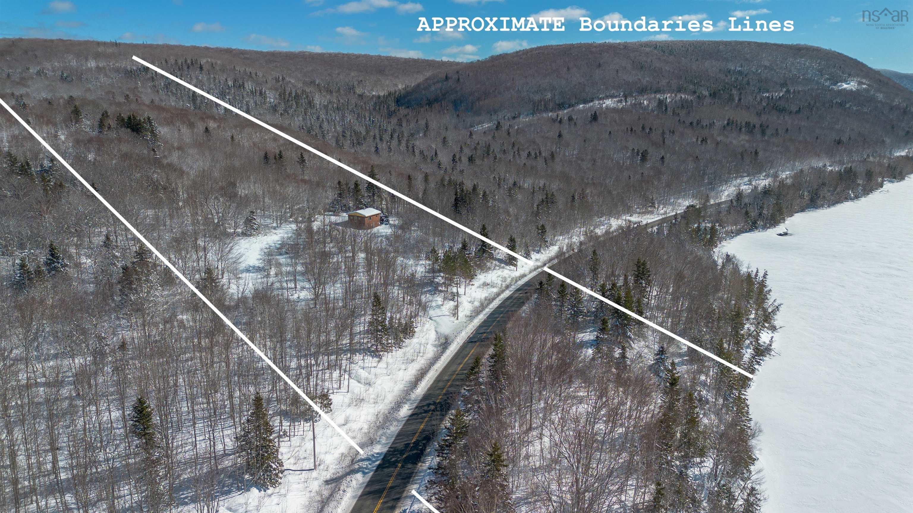 $150,000.00: 2322 395 Highway, East Lake Ainslie