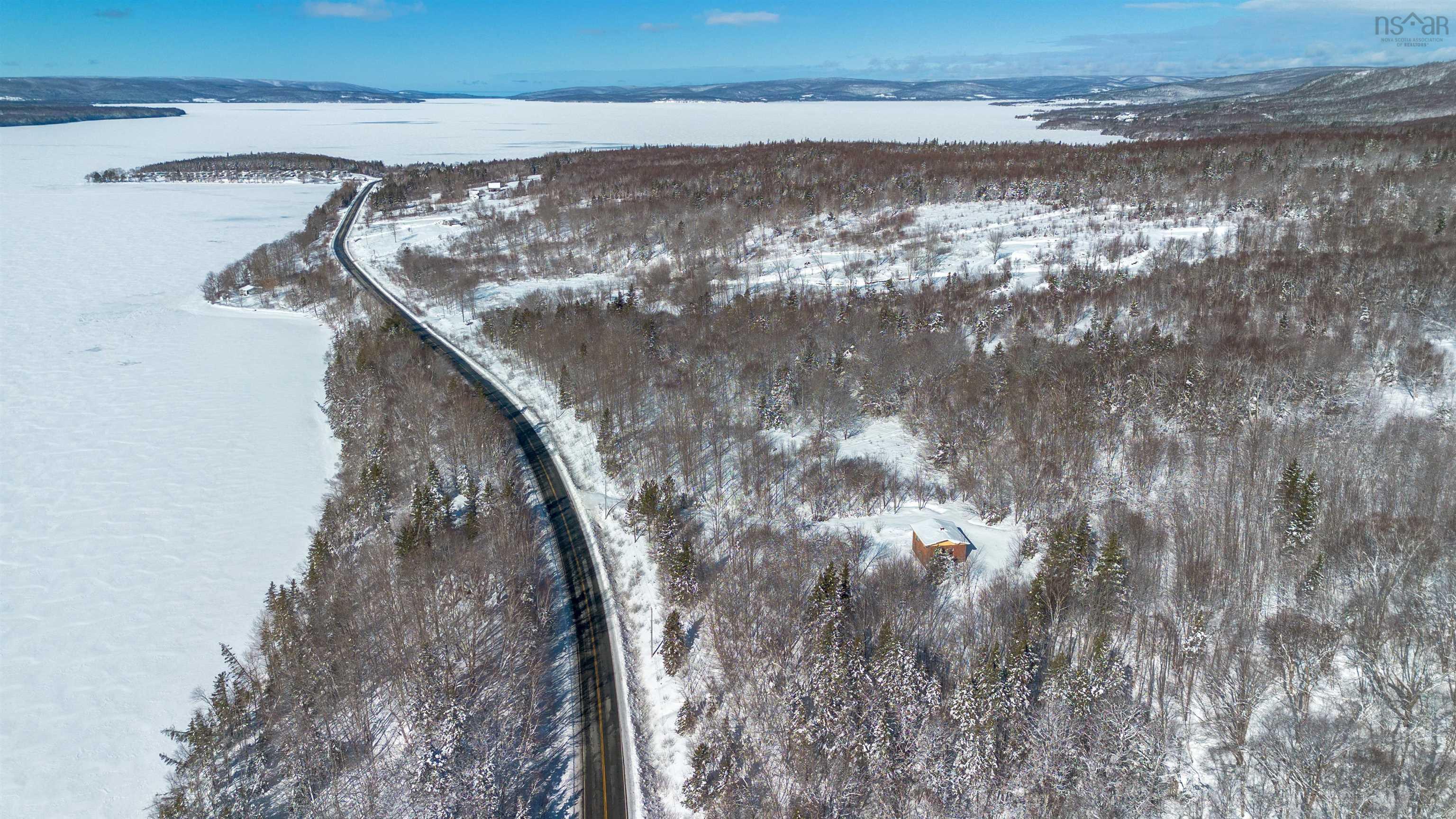 $150,000.00: 2322 395 Highway, East Lake Ainslie