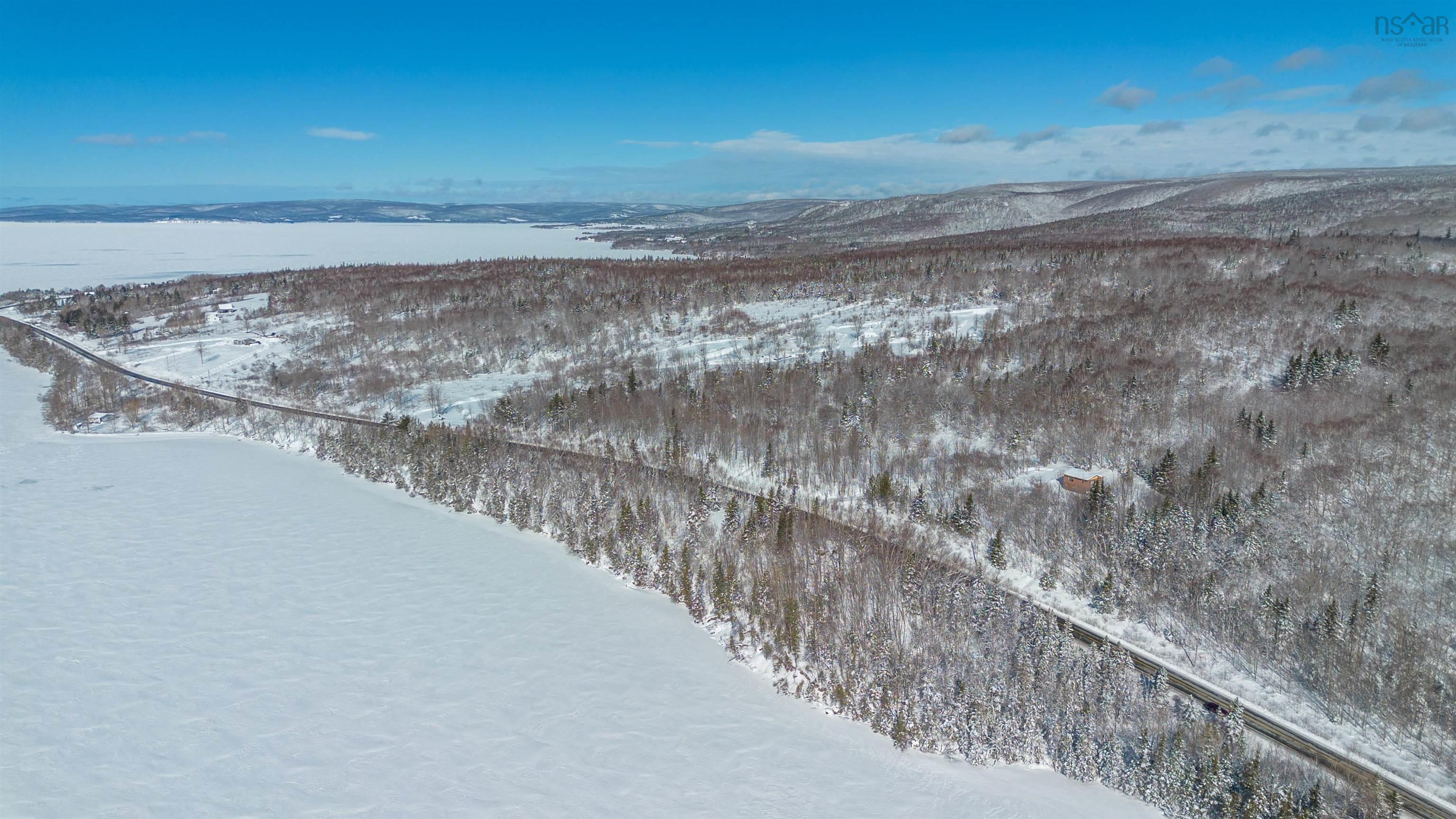 $150,000.00: 2322 395 Highway, East Lake Ainslie