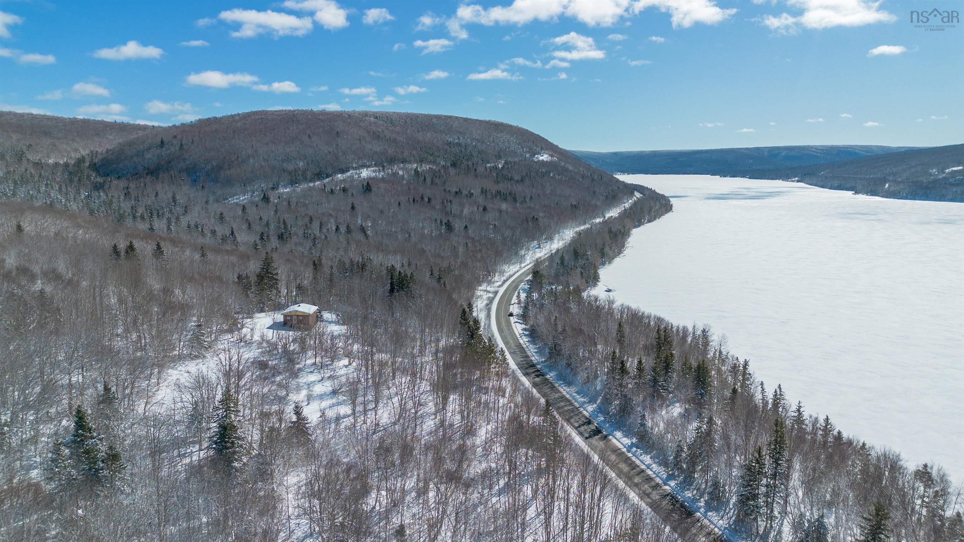 $150,000.00: 2322 395 Highway, East Lake Ainslie