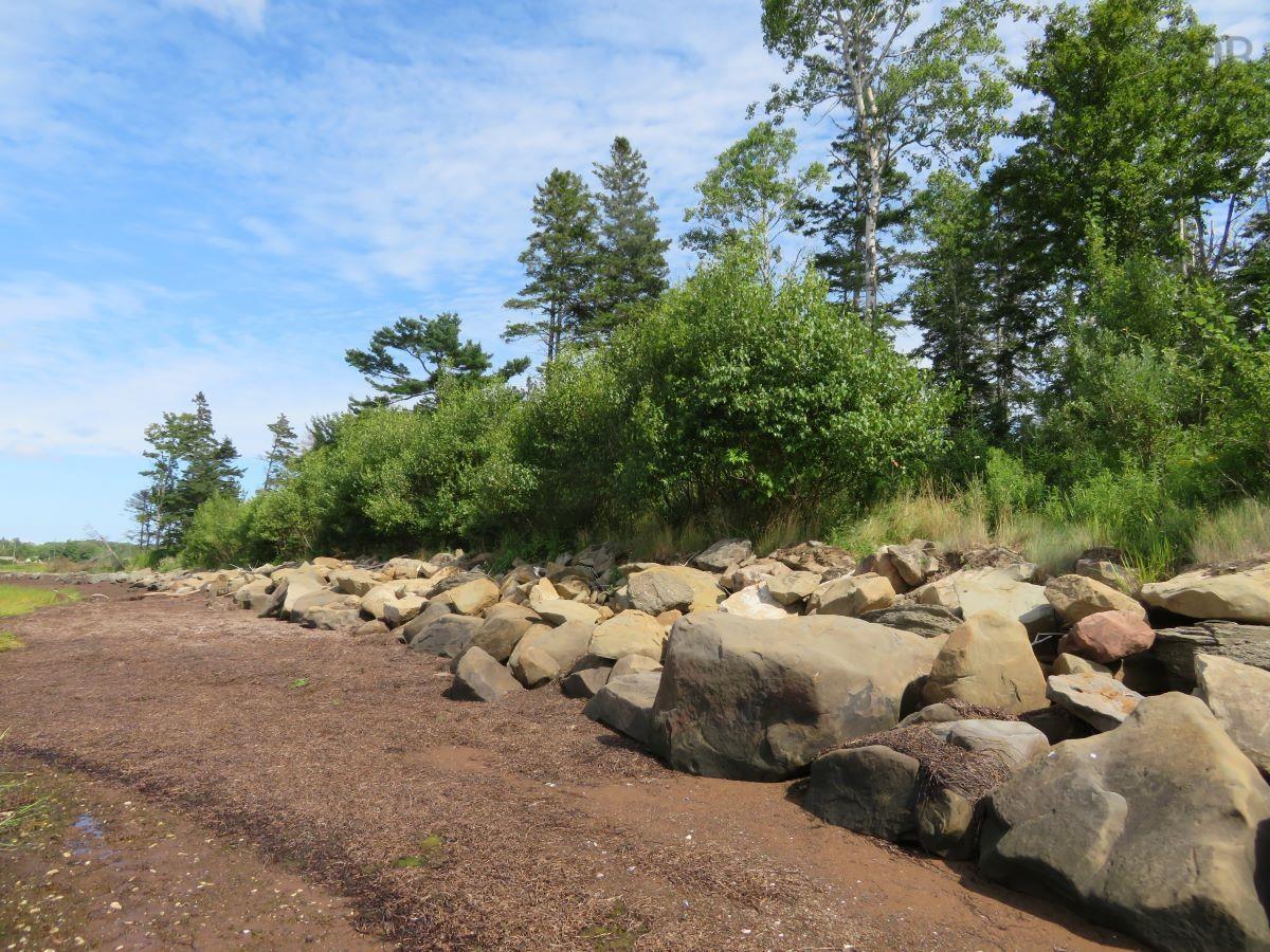 $110,000.00: Lot 2005-2 Island Road Extension, Malagash