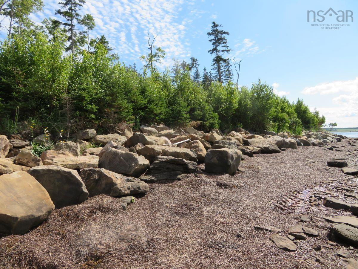 $110,000.00: Lot 2005-2 Island Road Extension, Malagash