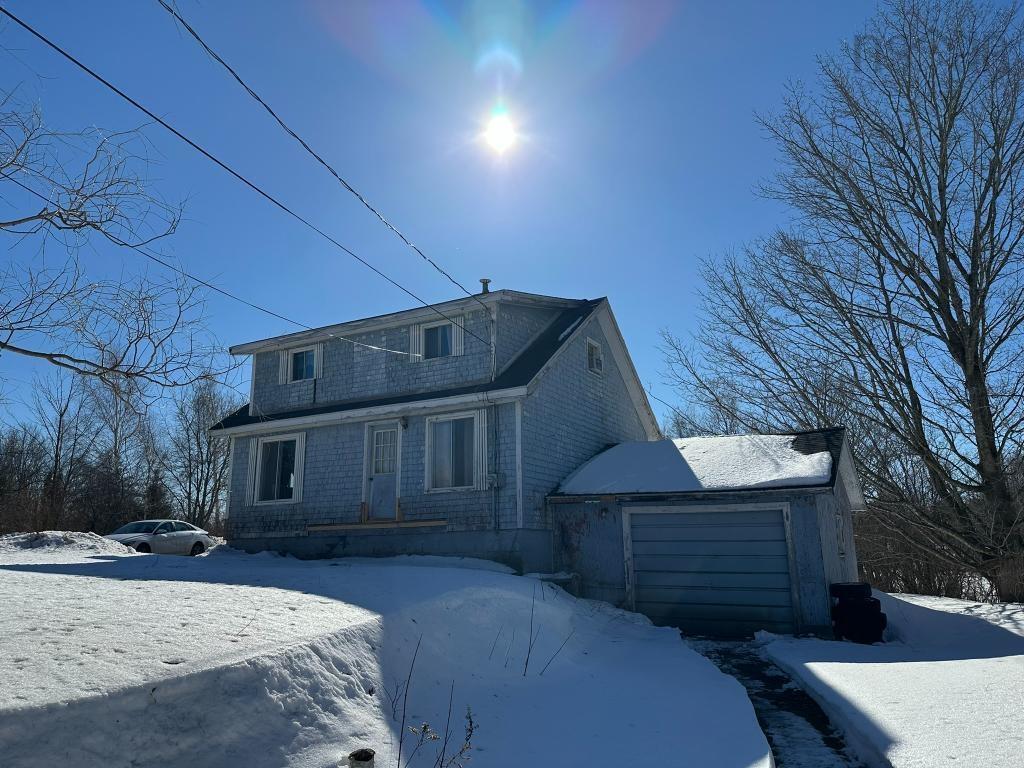 $194,500.00: 2043 Highway 359, Centreville