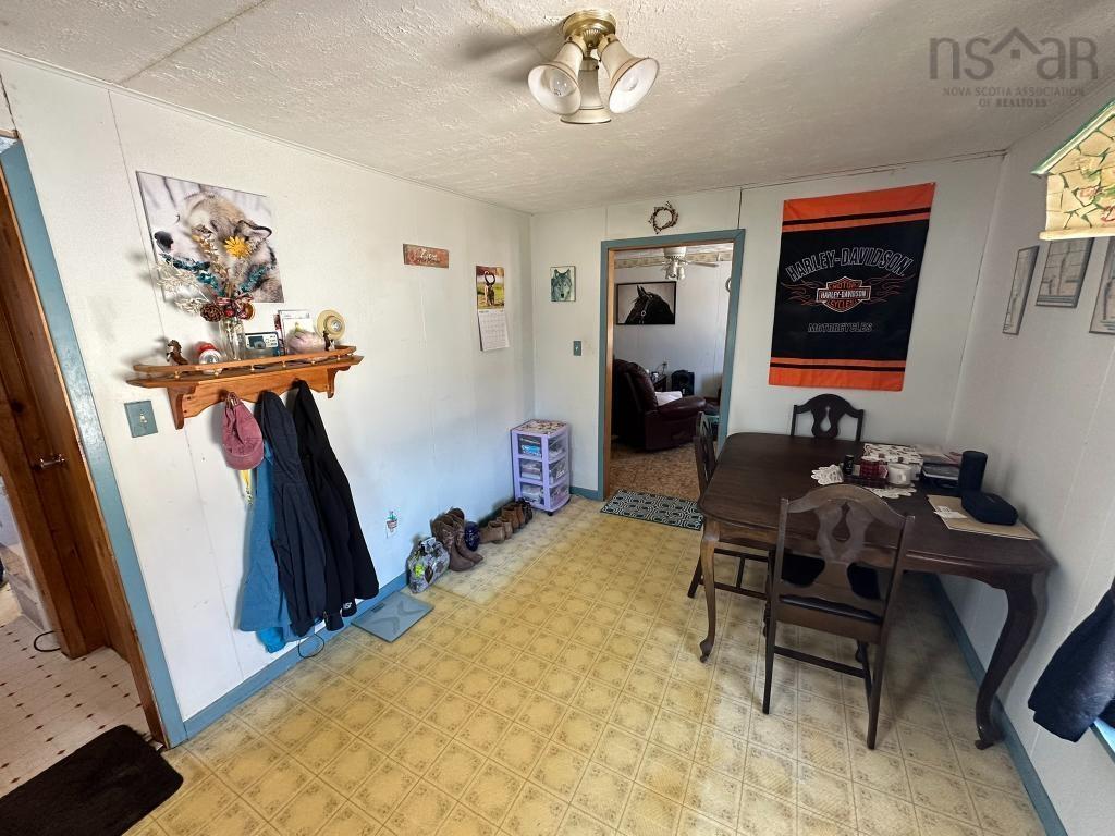 $194,500.00: 2043 Highway 359, Centreville