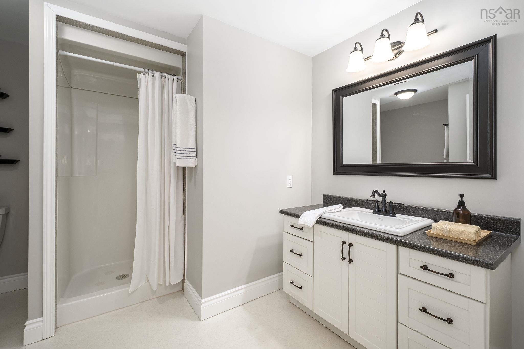 $675,000.00: 59 Poplar Drive, Lantz