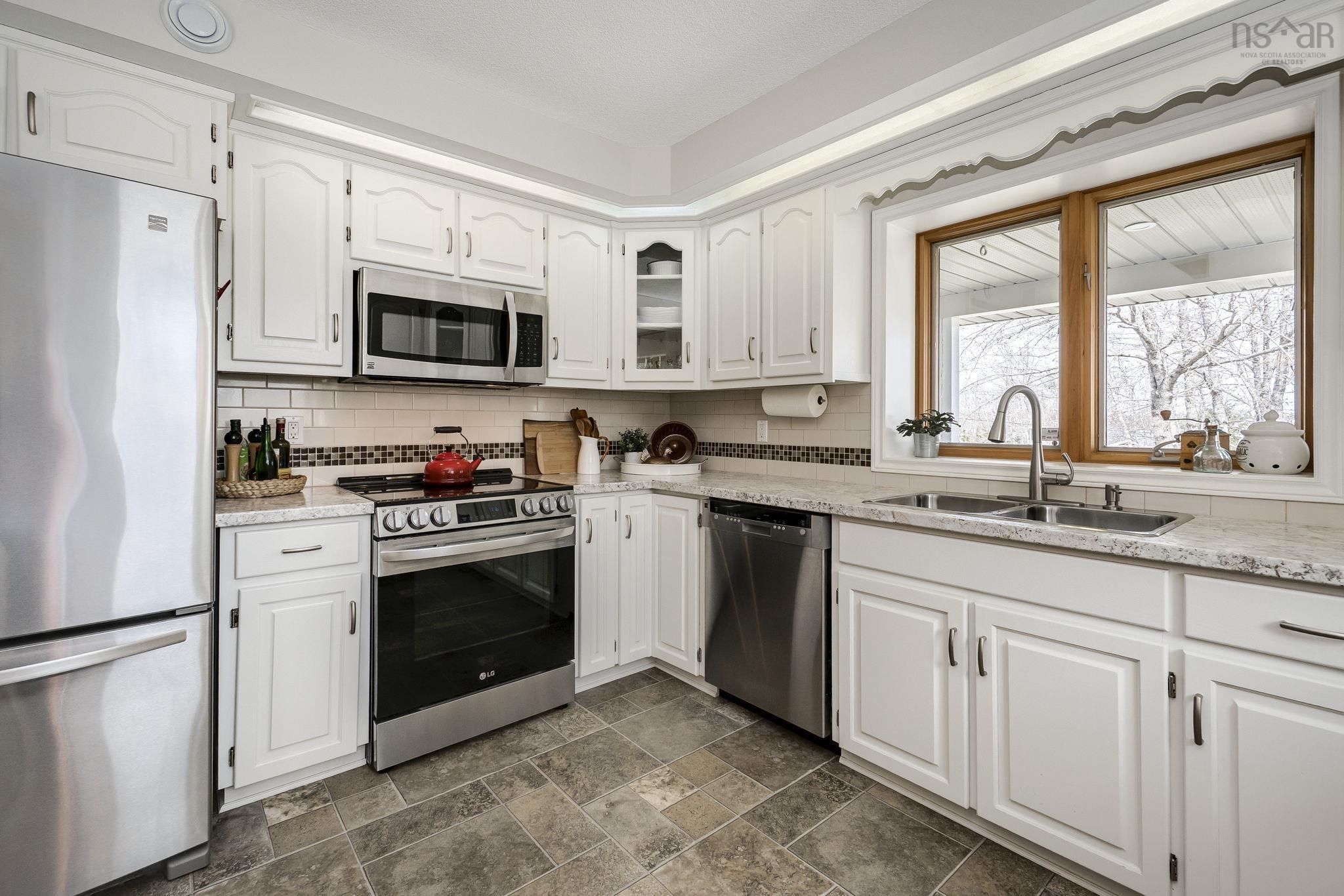 $675,000.00: 59 Poplar Drive, Lantz