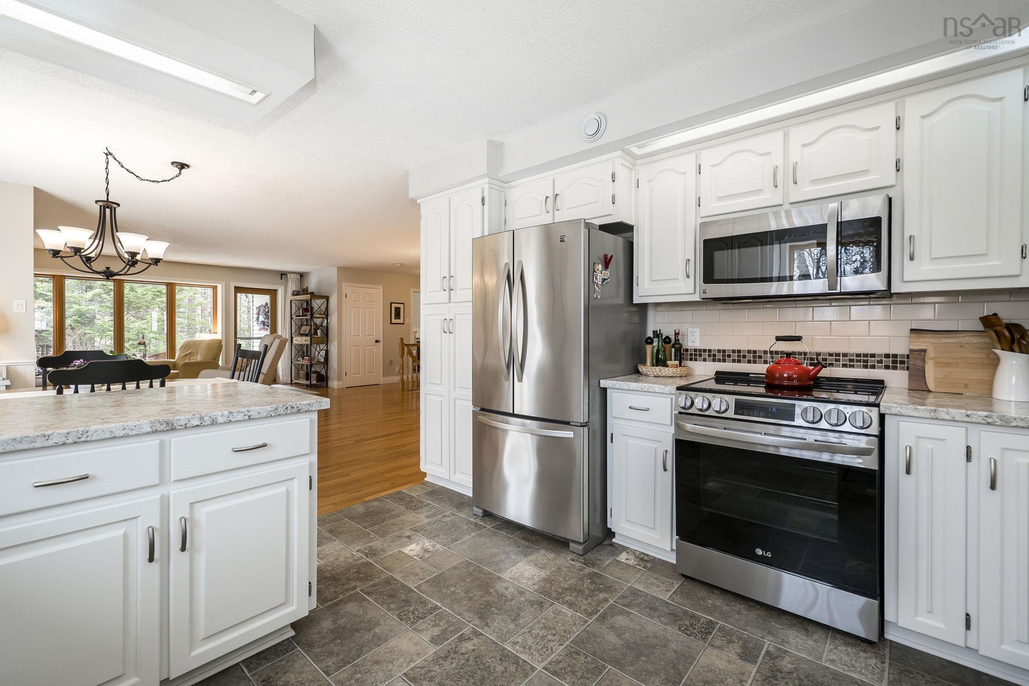 $675,000.00: 59 Poplar Drive, Lantz