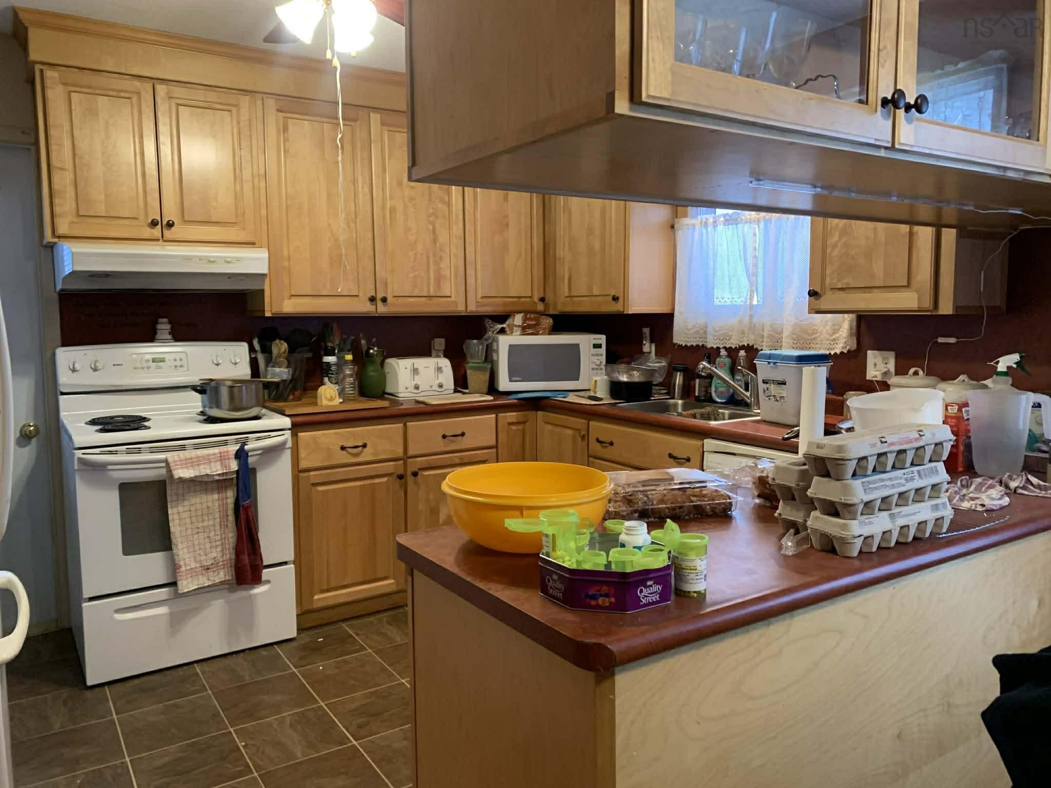 $339,900.00: 74 Miller Drive, Bridgewater