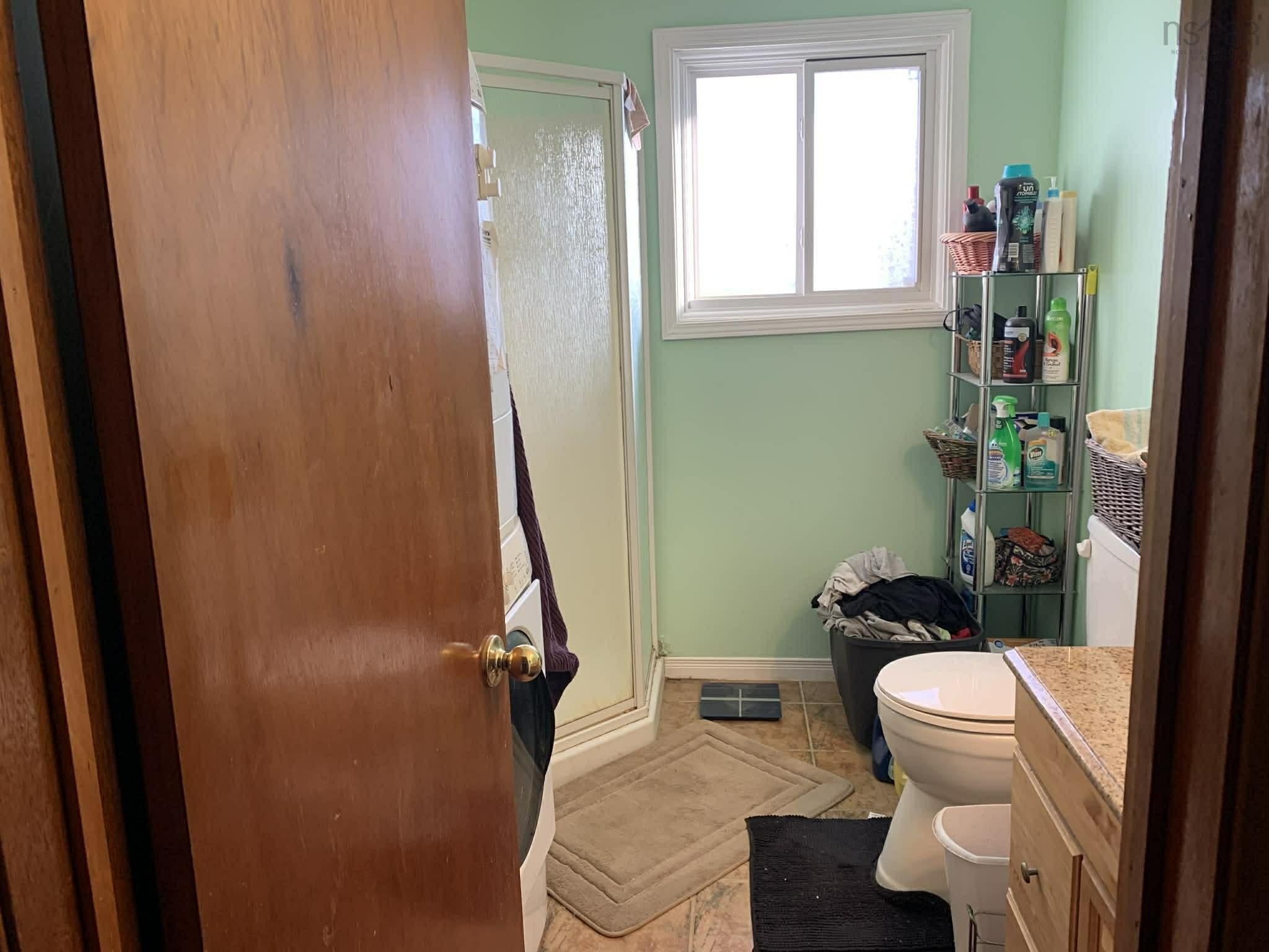 $339,900.00: 74 Miller Drive, Bridgewater