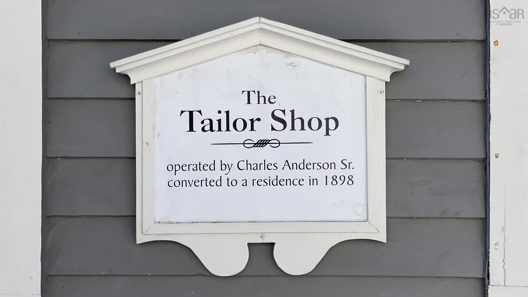 $685,000.00: 52 Pelham Street, Lunenburg