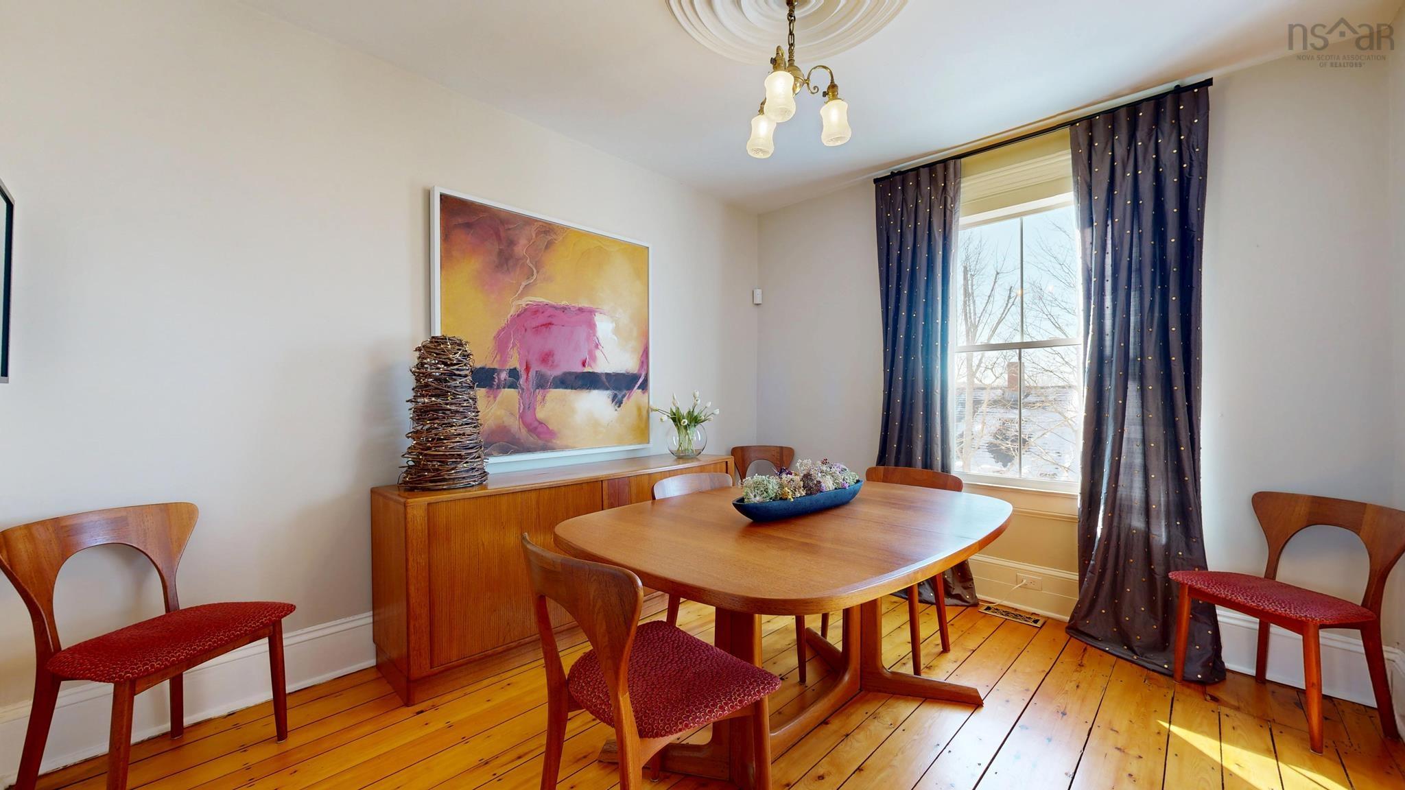 $685,000.00: 52 Pelham Street, Lunenburg