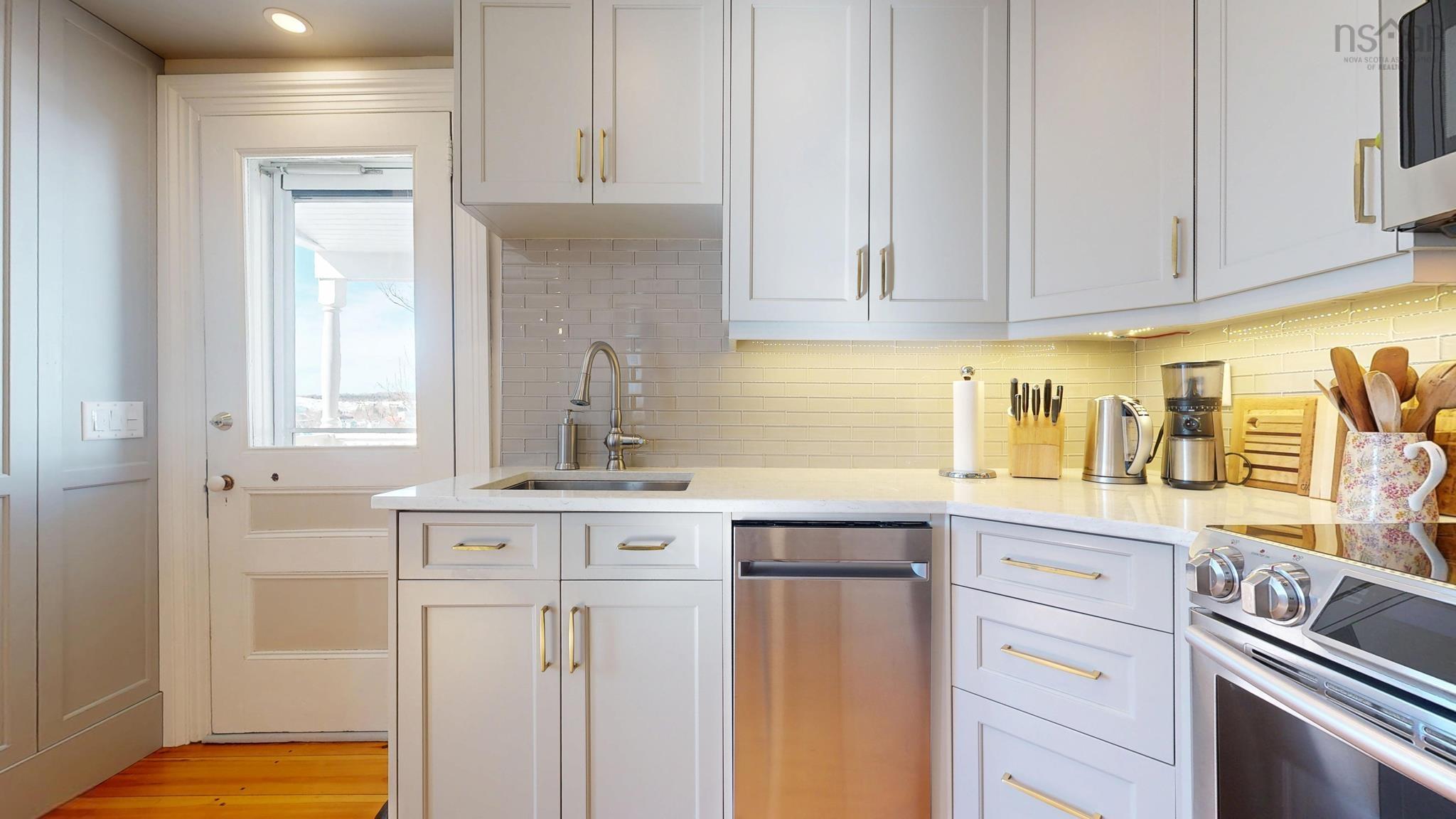 $685,000.00: 52 Pelham Street, Lunenburg