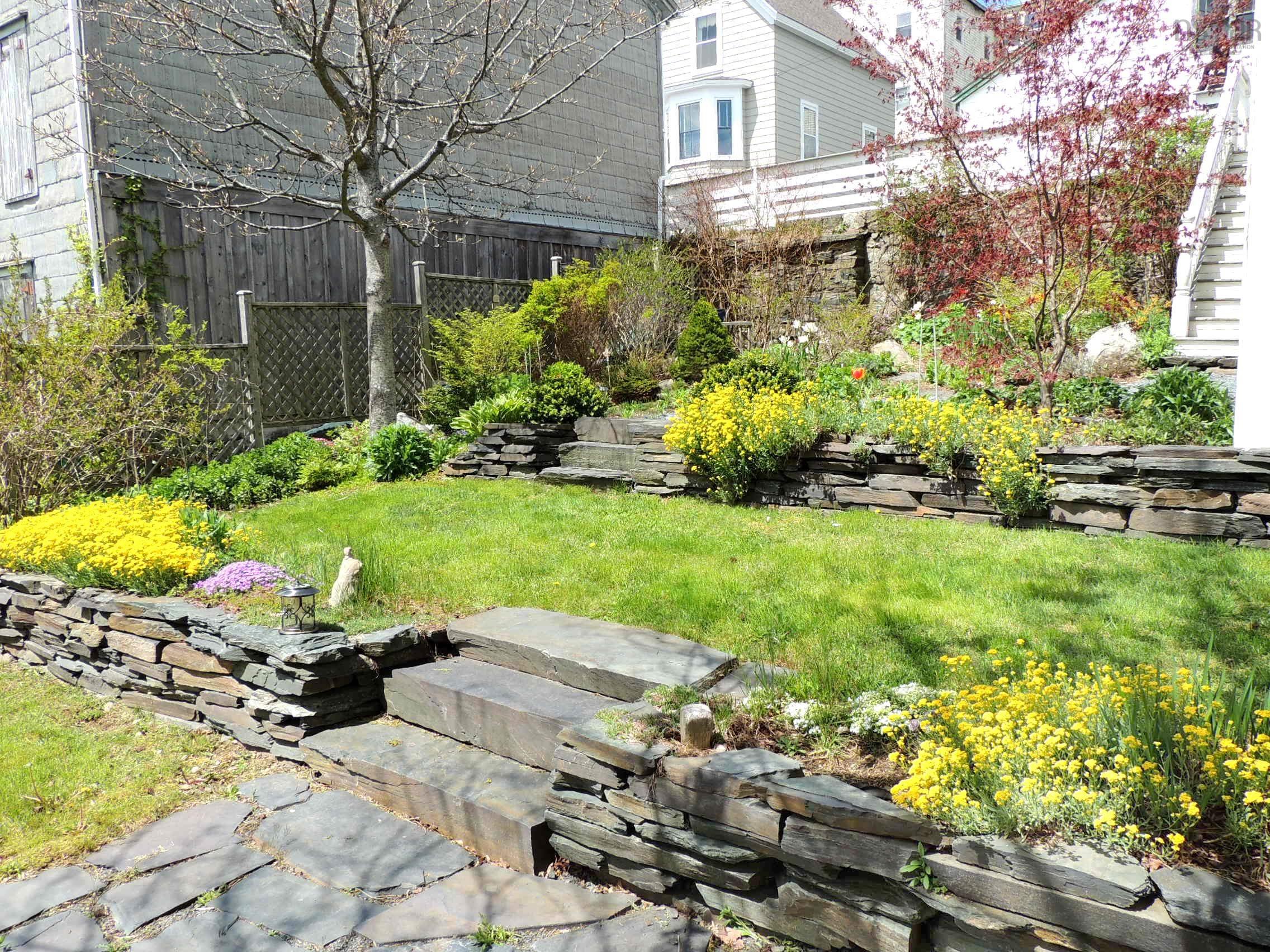 $685,000.00: 52 Pelham Street, Lunenburg