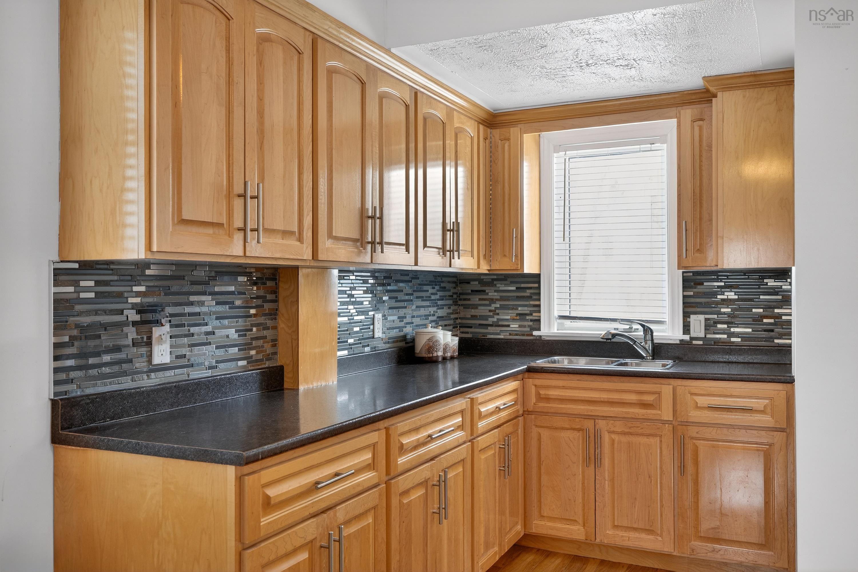 $218,000.00: 37 Archibald Avenue, North Sydney