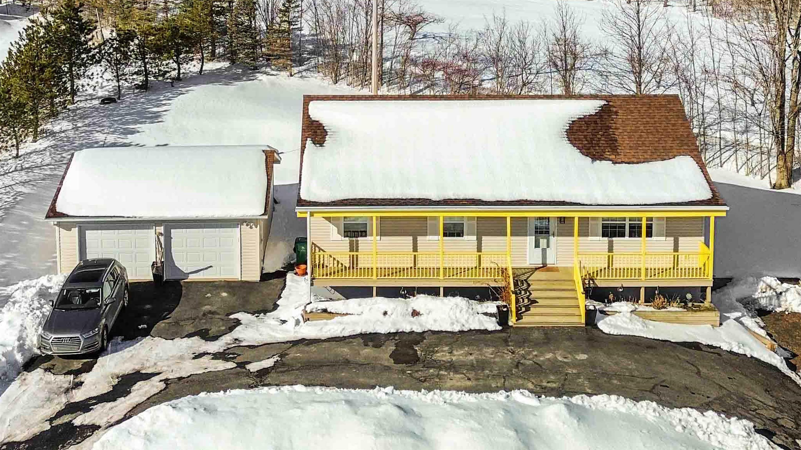 $499,900.00: 300 Falmouth Back Road, Falmouth