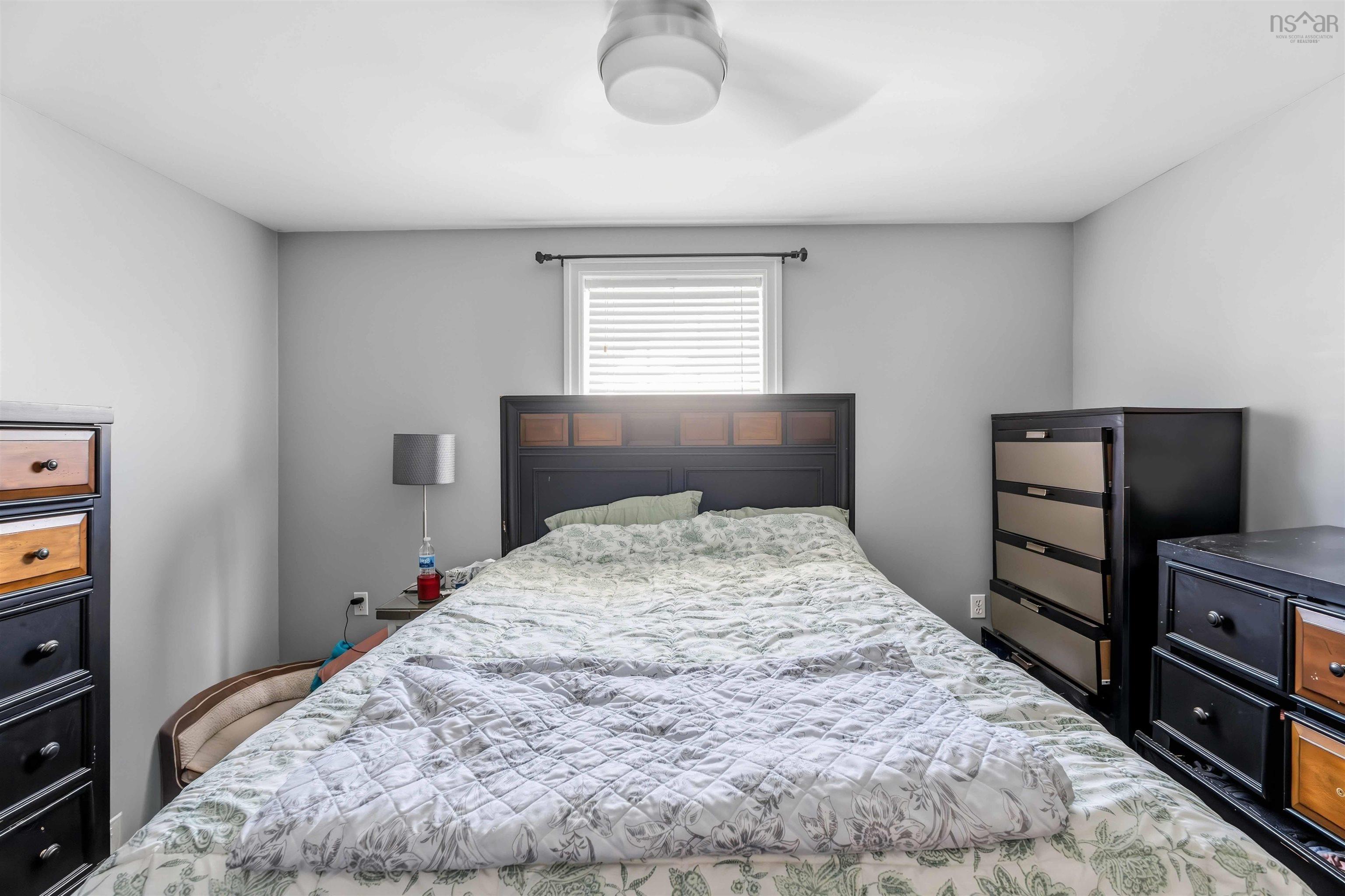 $499,900.00: 300 Falmouth Back Road, Falmouth