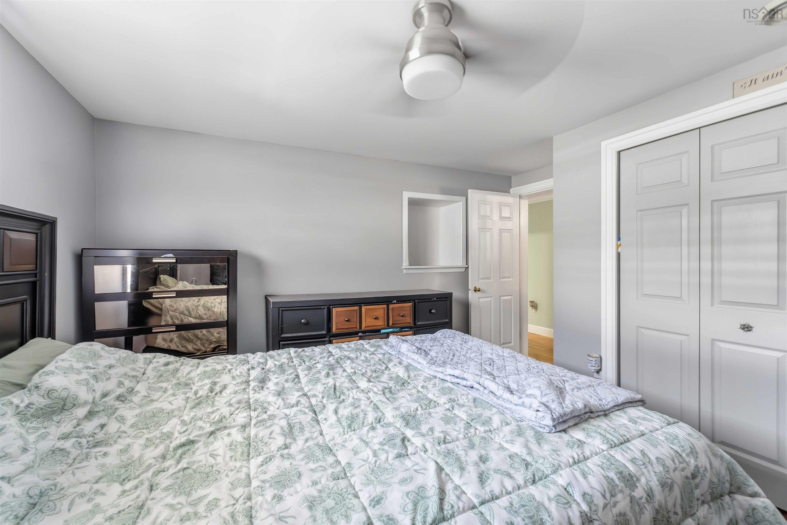 $499,900.00: 300 Falmouth Back Road, Falmouth