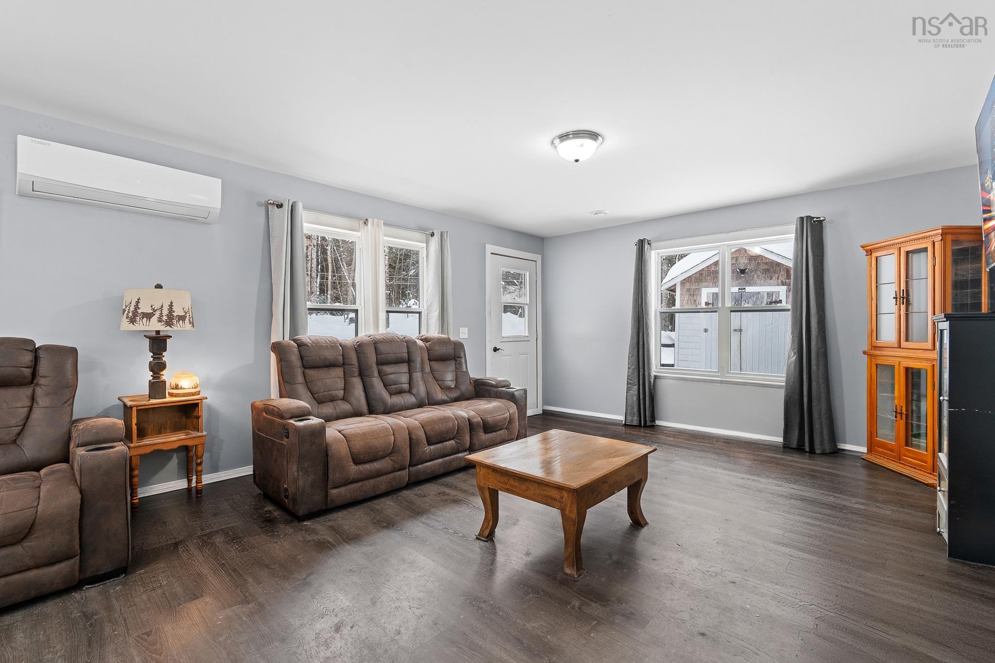 $749,900.00: 309 Ashland Road, Martock