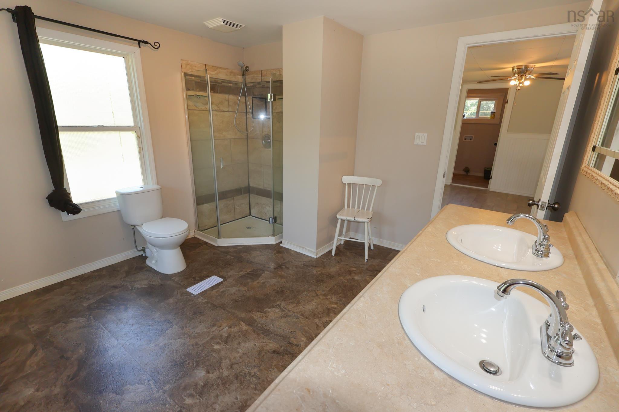 $279,900.00: 10524 Highway 8, Harmony Mills