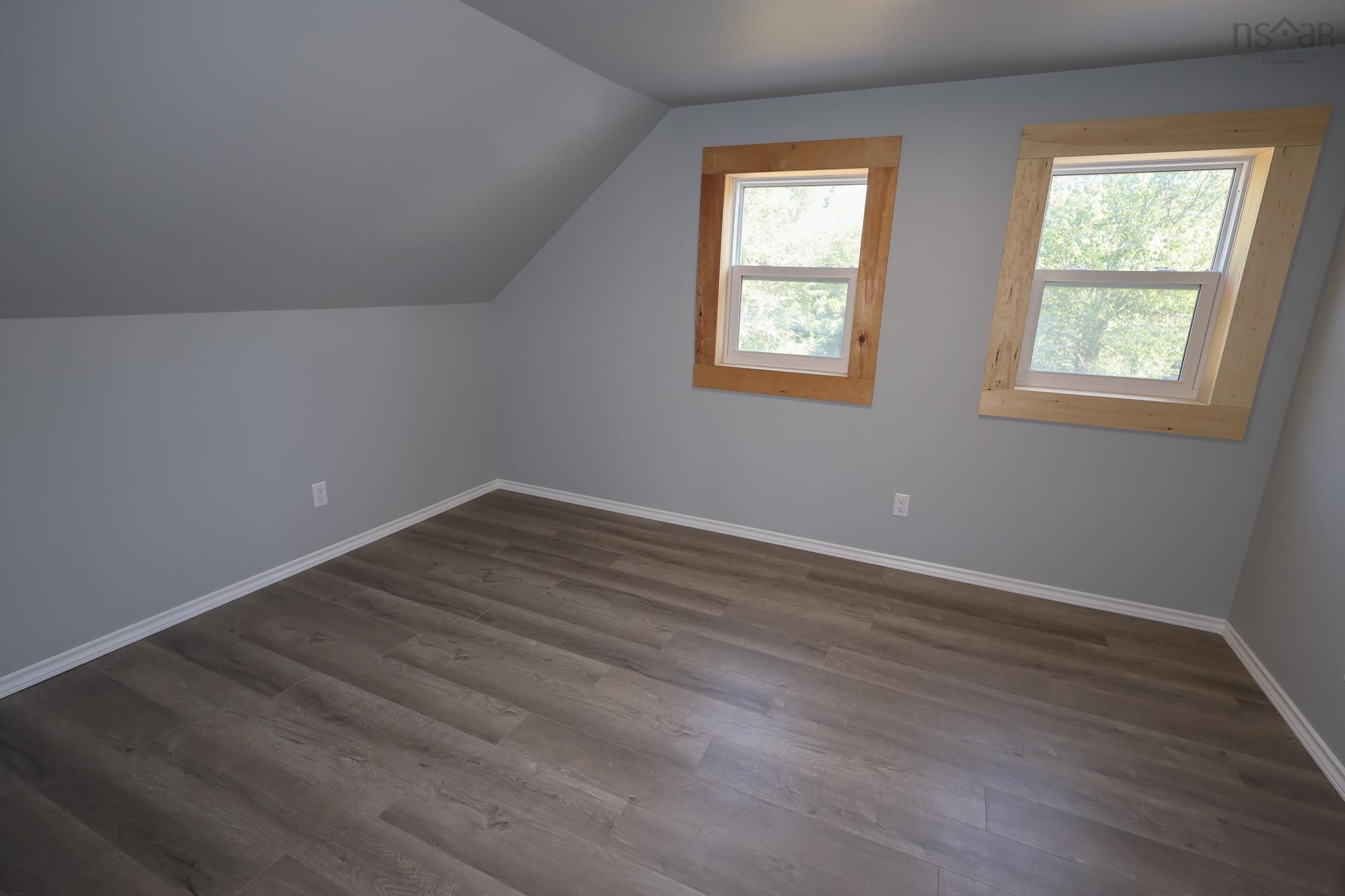 $279,900.00: 10524 Highway 8, Harmony Mills