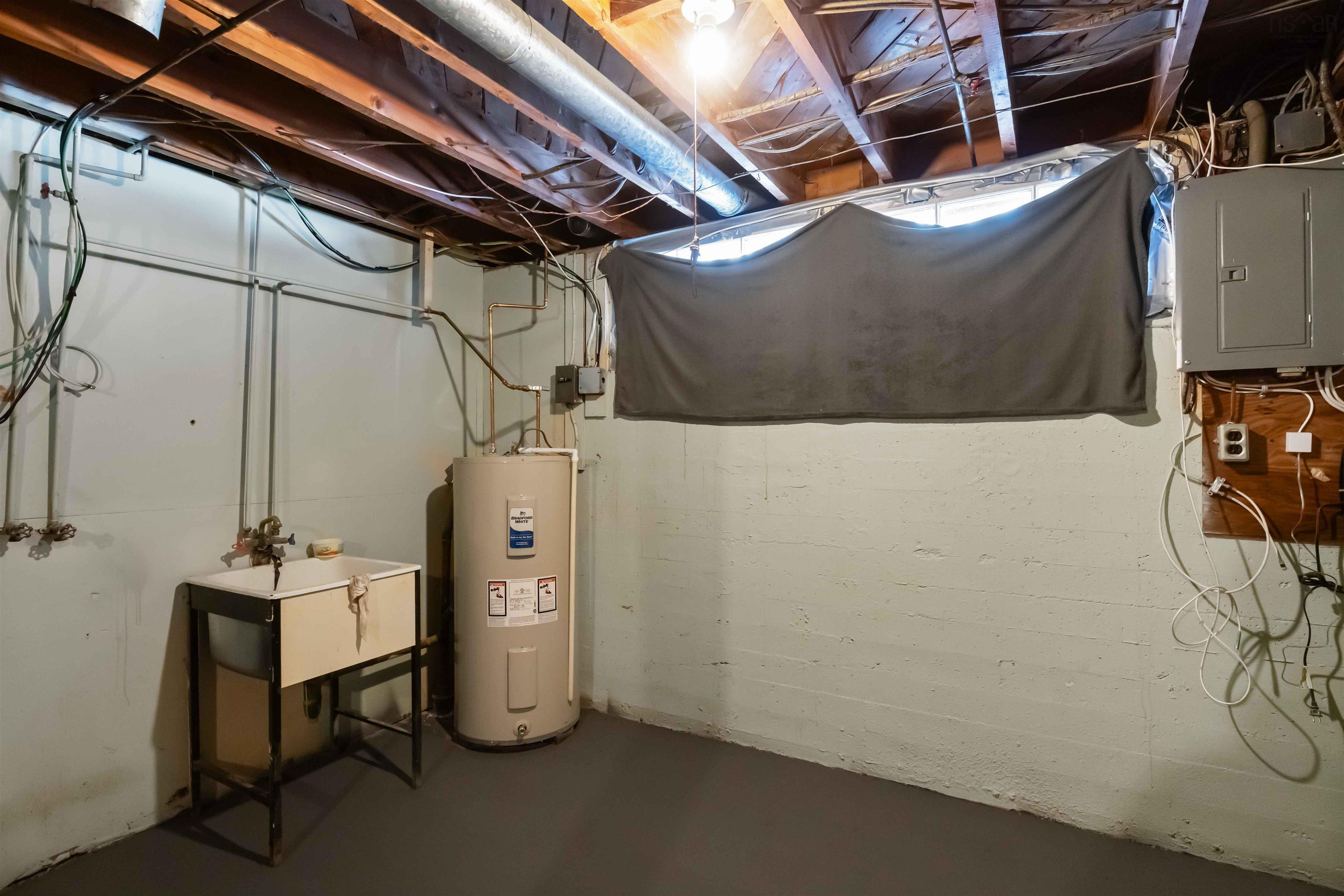 $325,000.00: 350 Bridge Street, Kentville