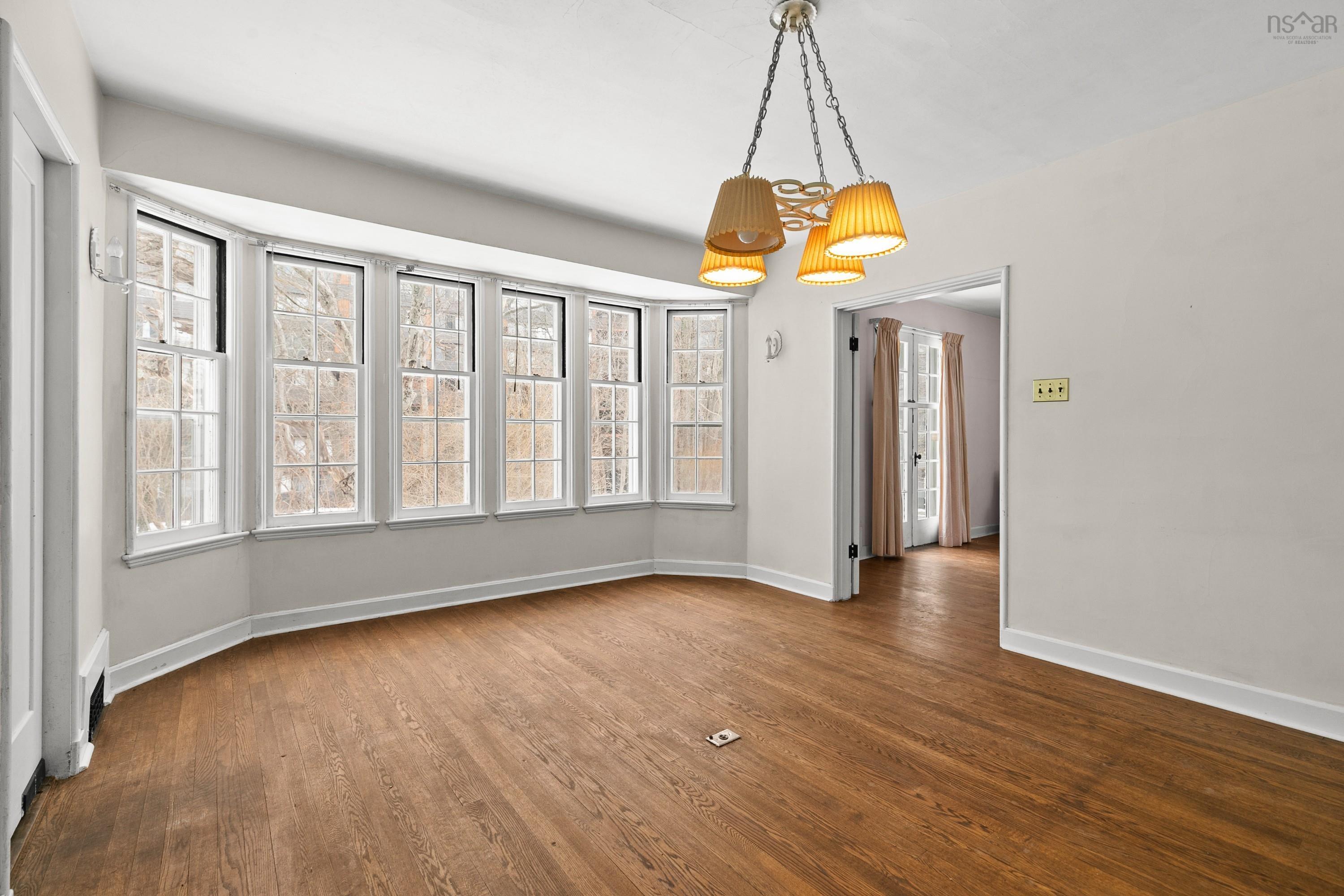 $2,499,900.00: 5661 Ogilvie Street, Halifax