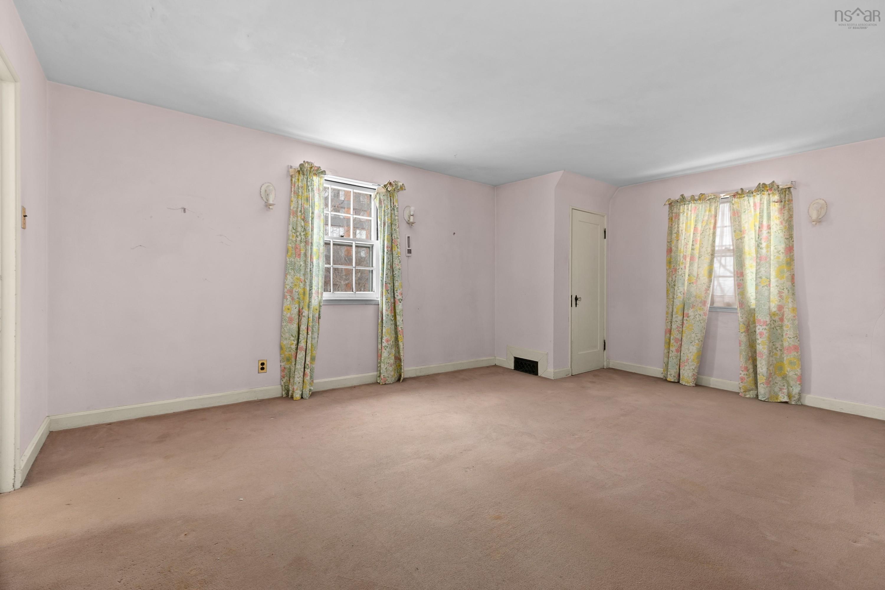 $2,499,900.00: 5661 Ogilvie Street, Halifax