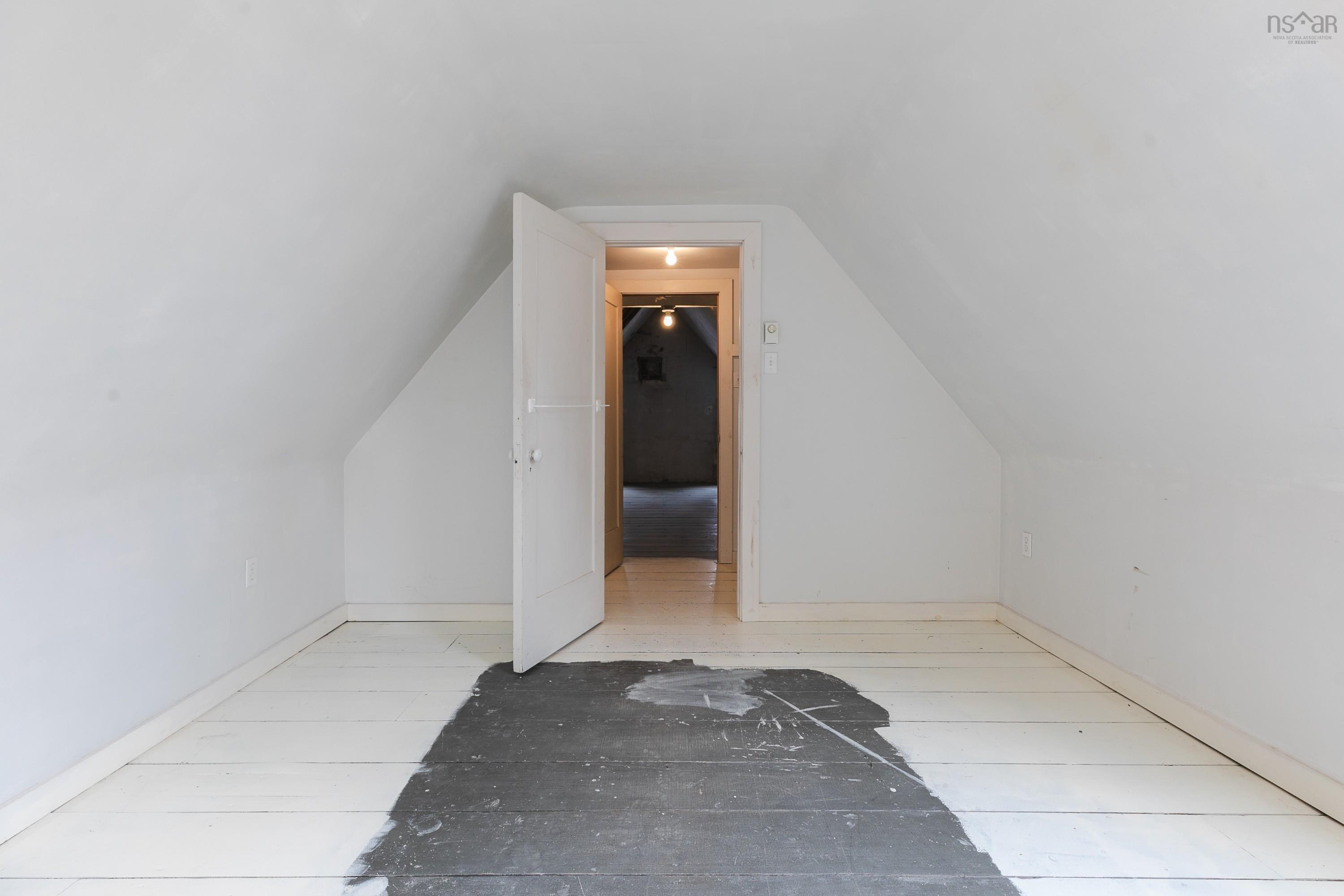 $2,499,900.00: 5661 Ogilvie Street, Halifax