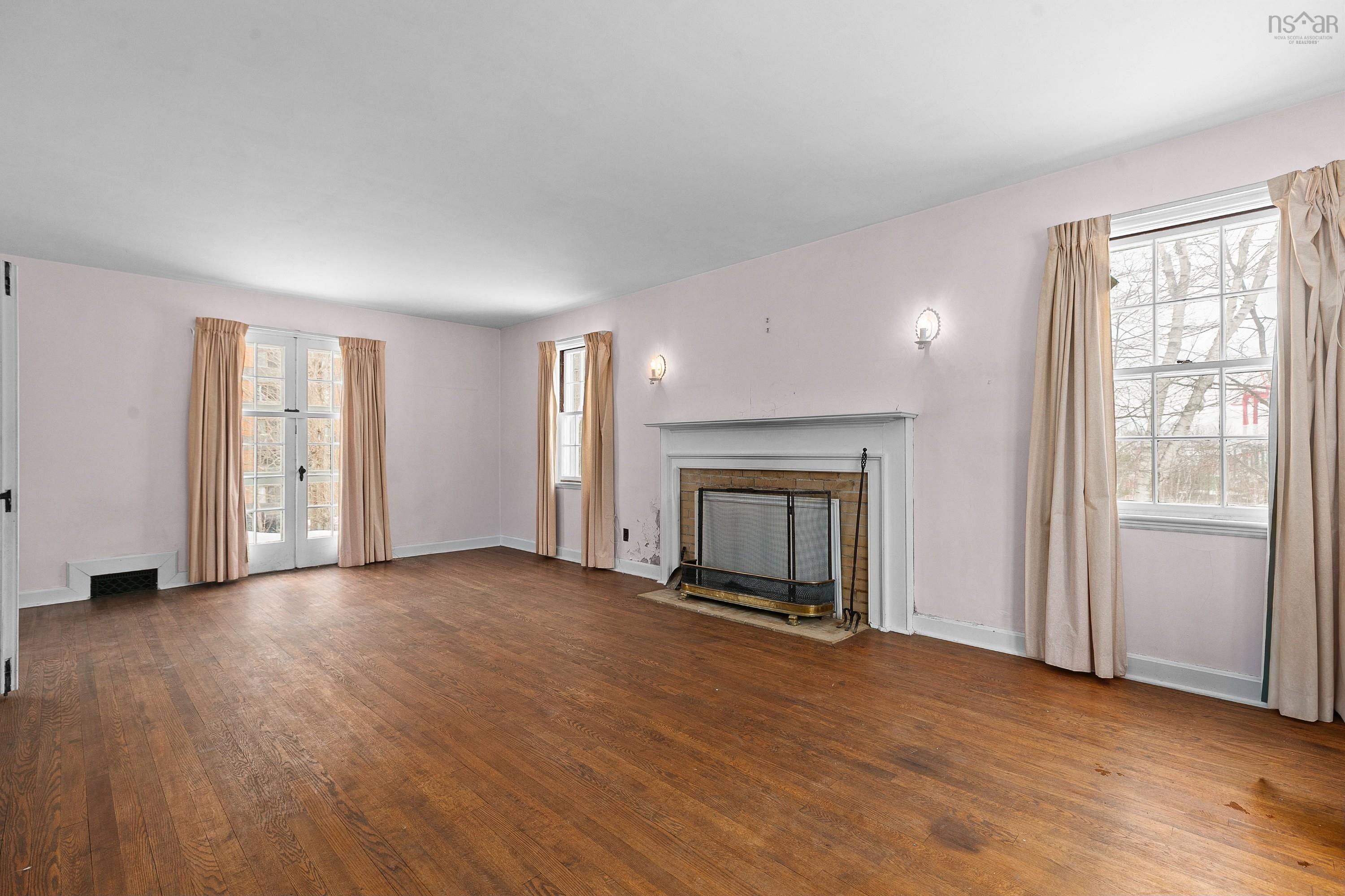 $2,499,900.00: 5661 Ogilvie Street, Halifax