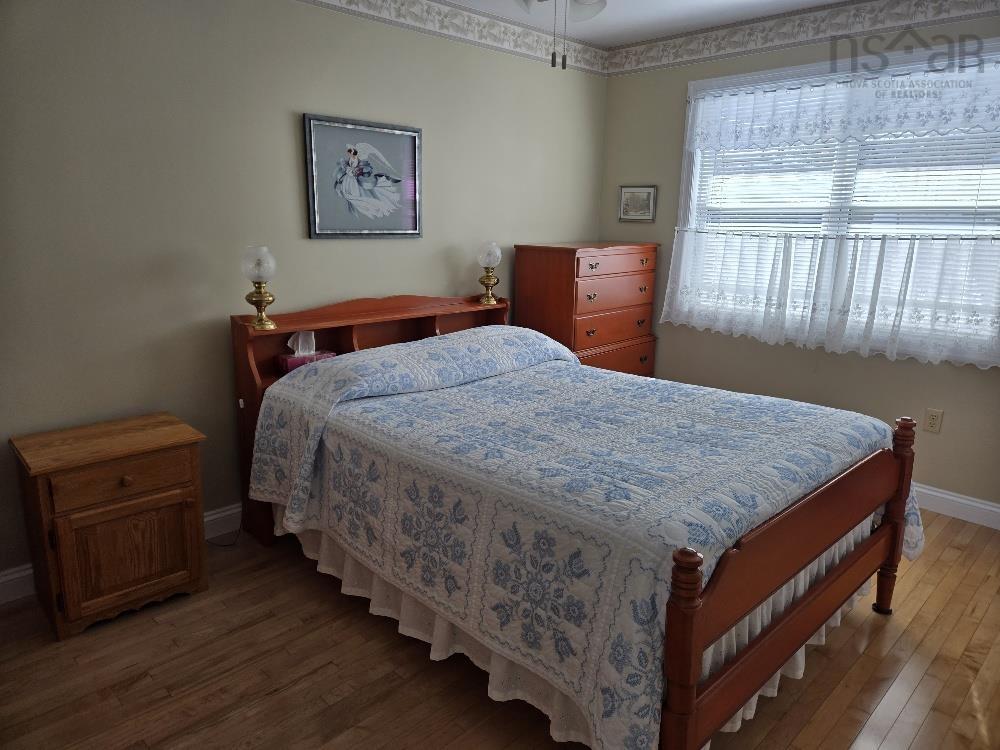 $359,900.00: 100 Higgins Street, Truro