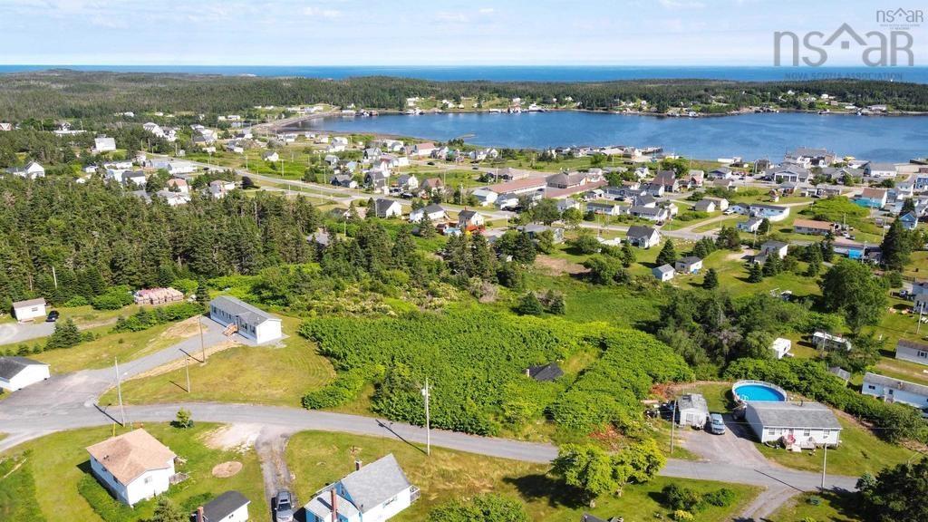 $13,500.00: Kent Street, Louisbourg