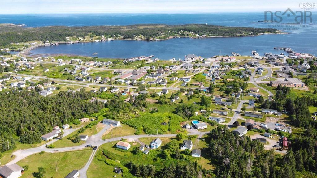 $13,500.00: Kent Street, Louisbourg