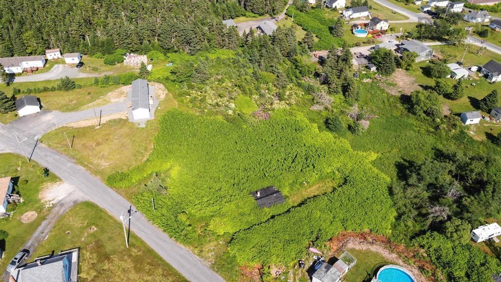 $13,500.00: Kent Street, Louisbourg