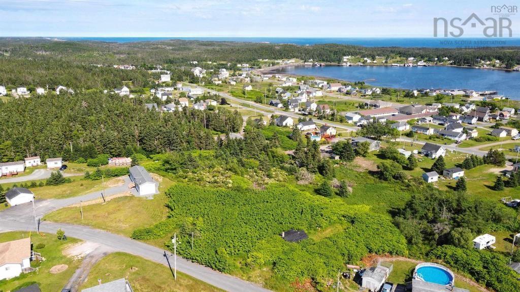 $13,500.00: Kent Street, Louisbourg