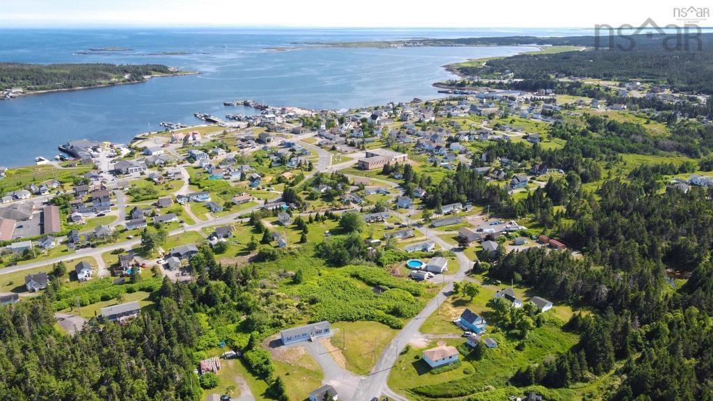 $13,500.00: Kent Street, Louisbourg