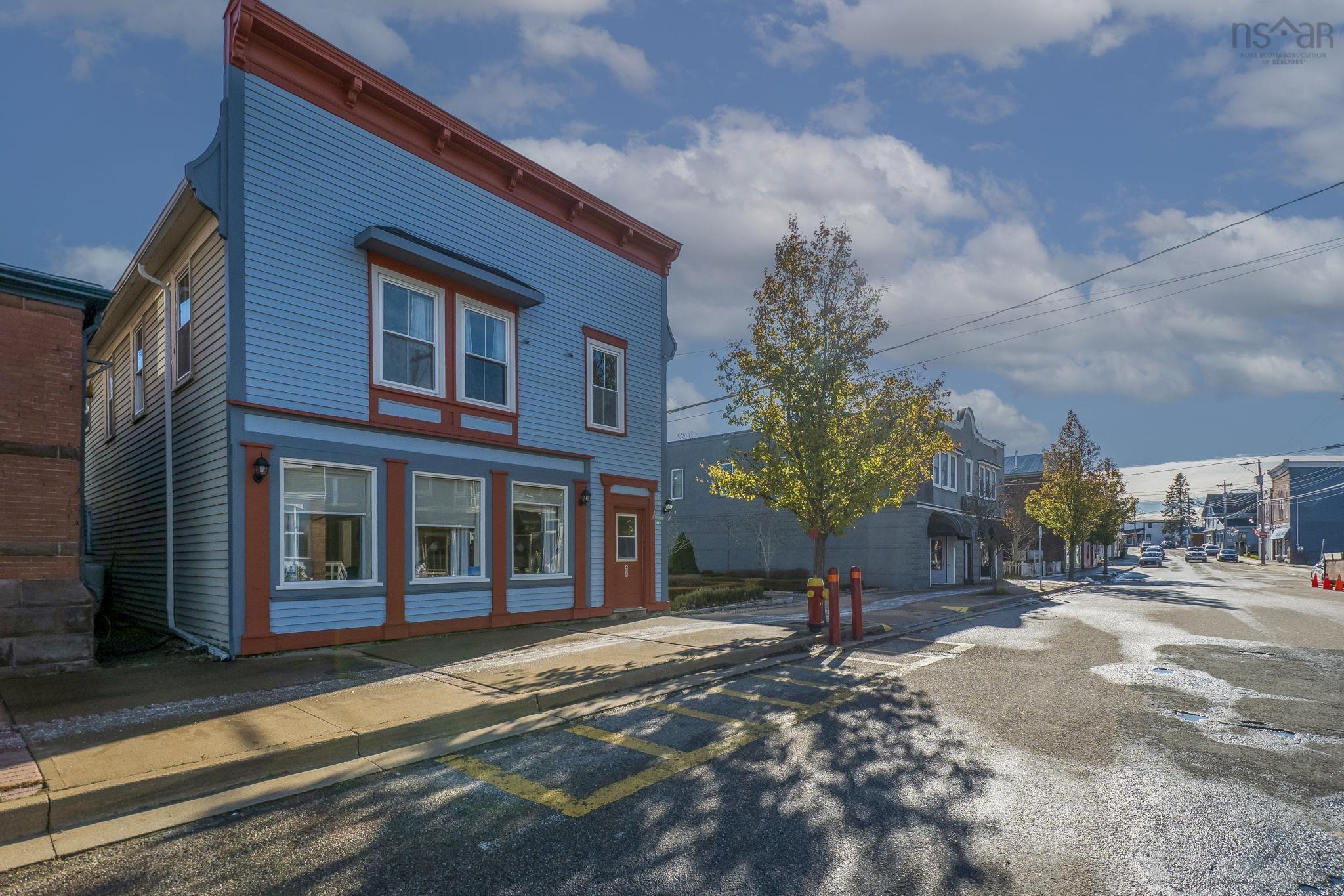 $349,000.00: 208 St George Street, Annapolis Royal