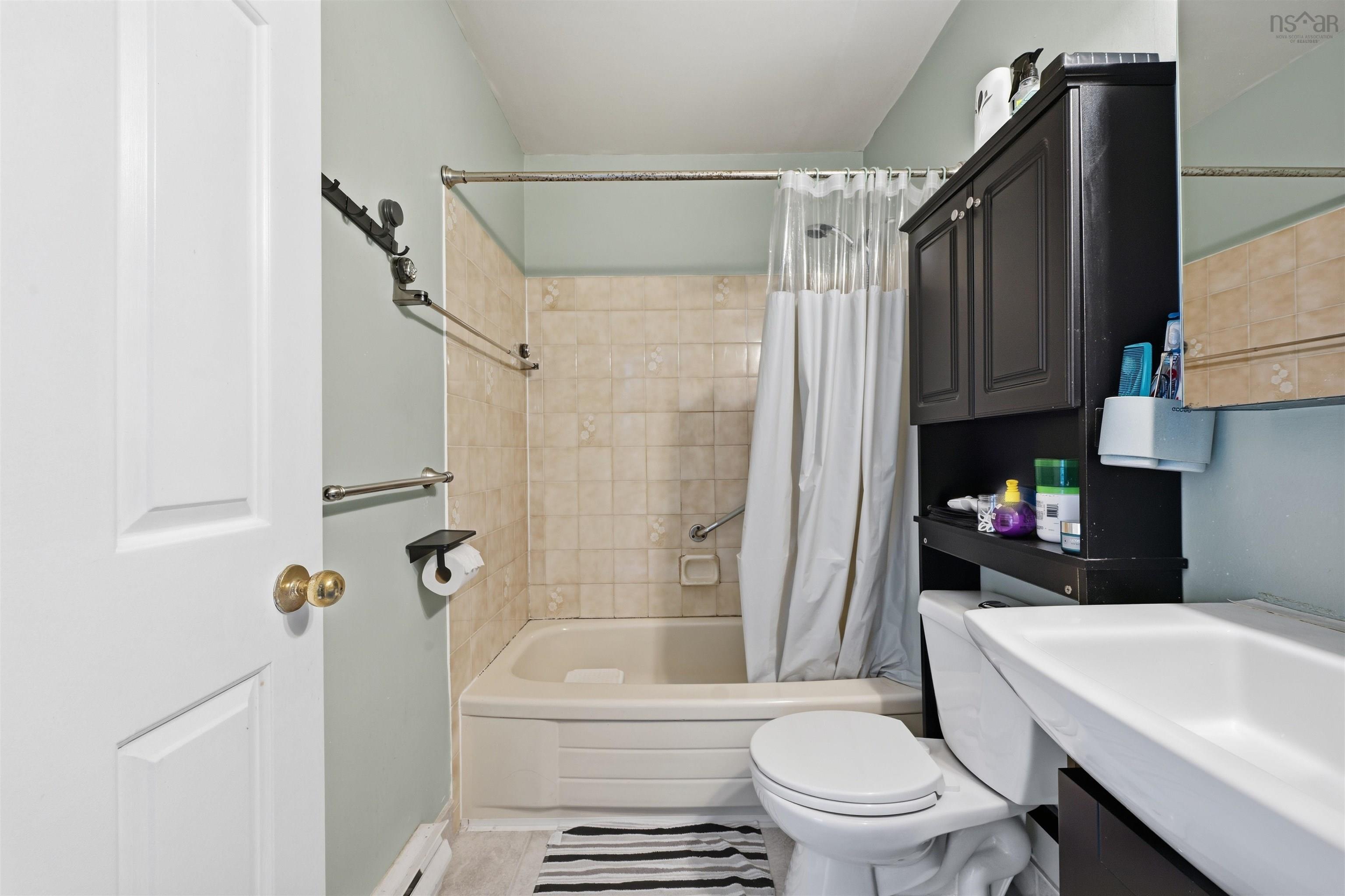 201 131 Farnham Gate Road, Halifax, NS (MLS 202603660)