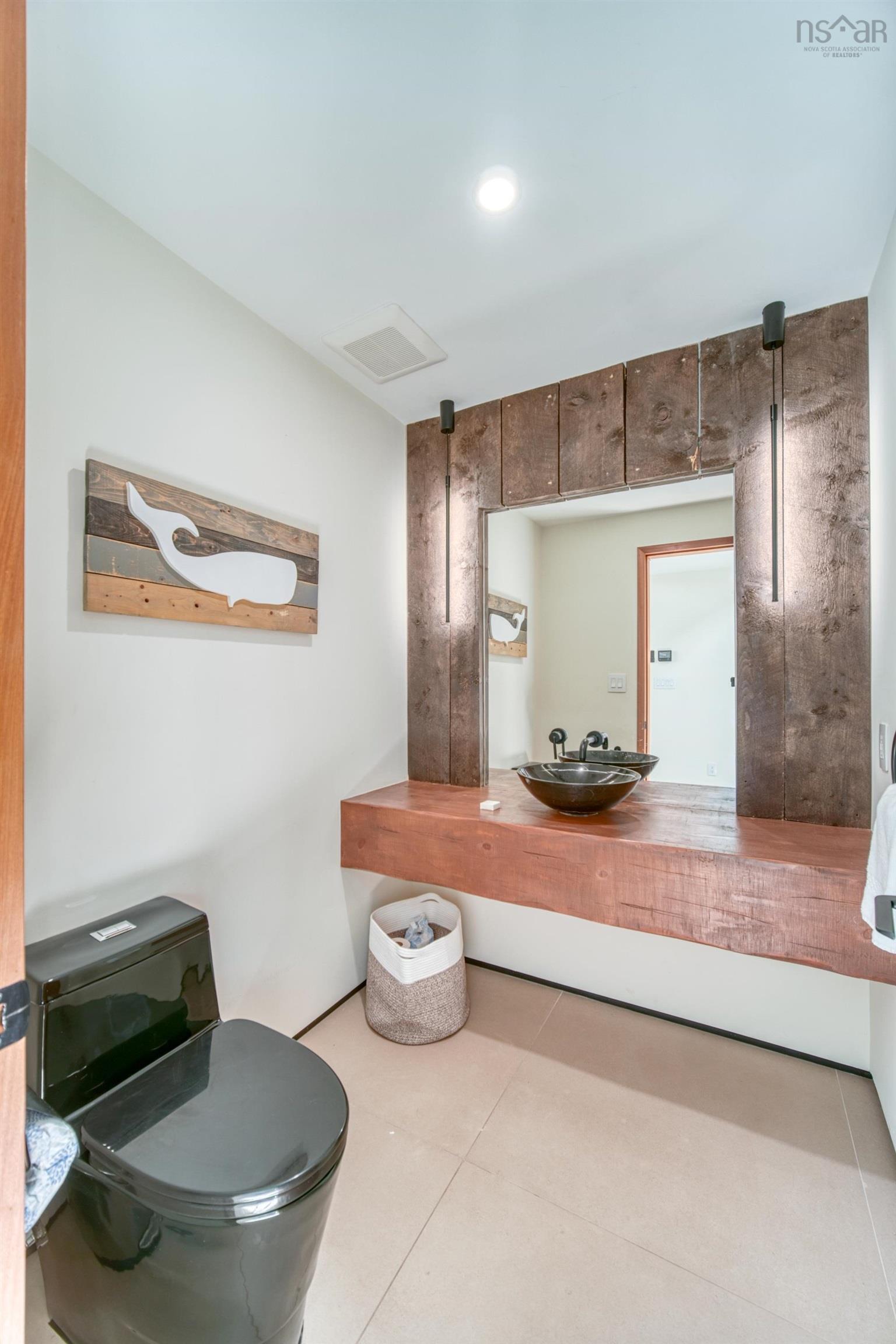 $2,649,000.00: 200 Harbourside, Fox Harbour