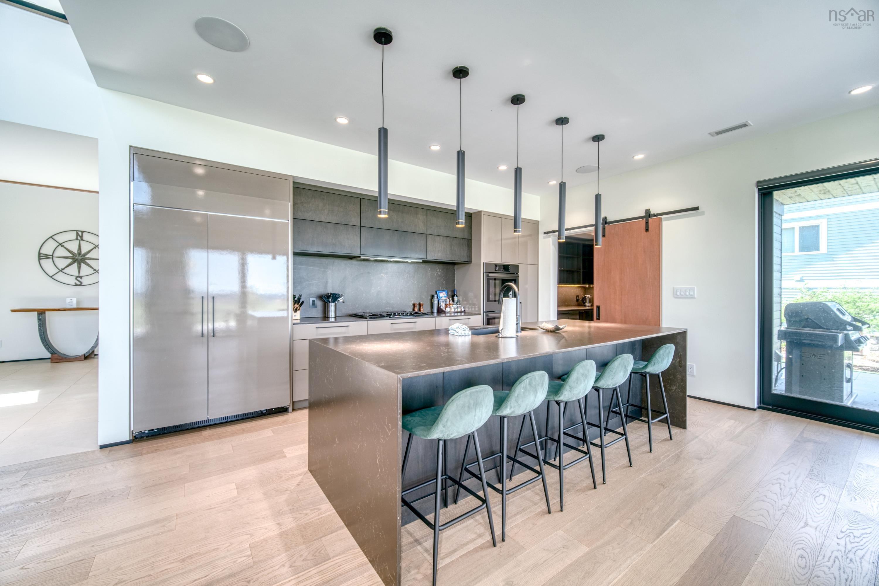 $2,649,000.00: 200 Harbourside, Fox Harbour