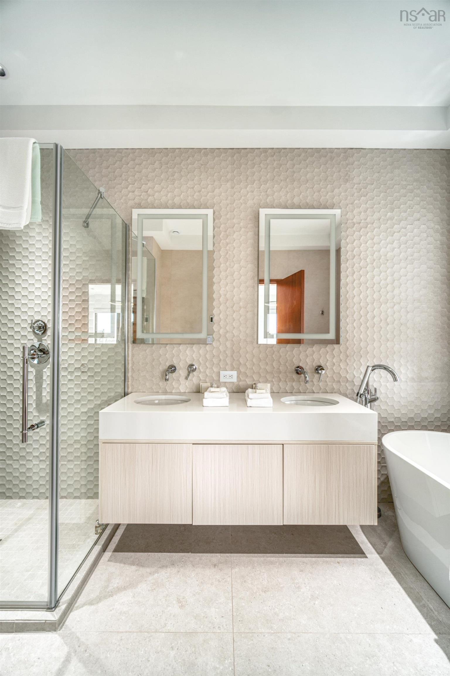 $2,649,000.00: 200 Harbourside, Fox Harbour