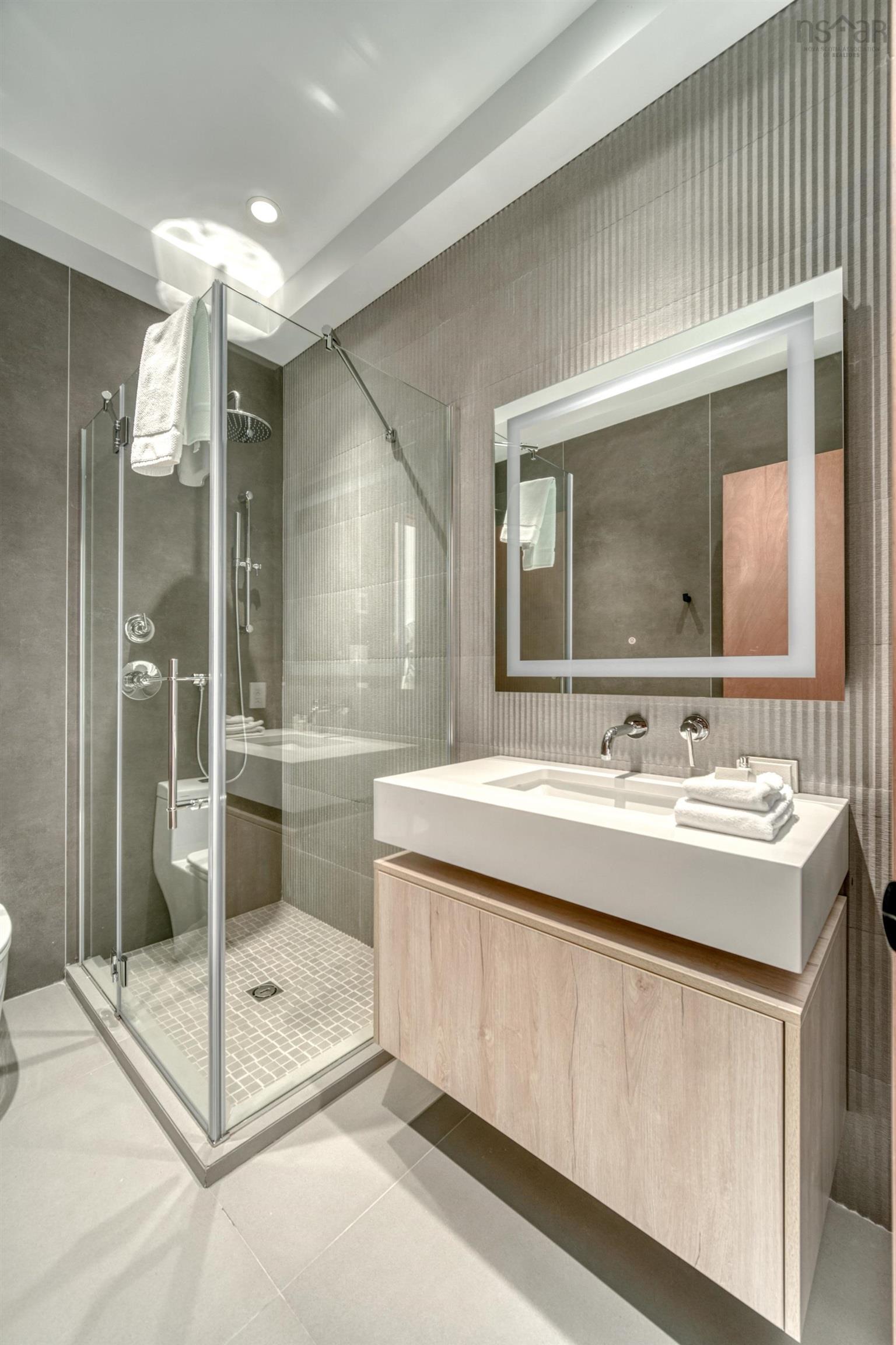 $2,649,000.00: 200 Harbourside, Fox Harbour