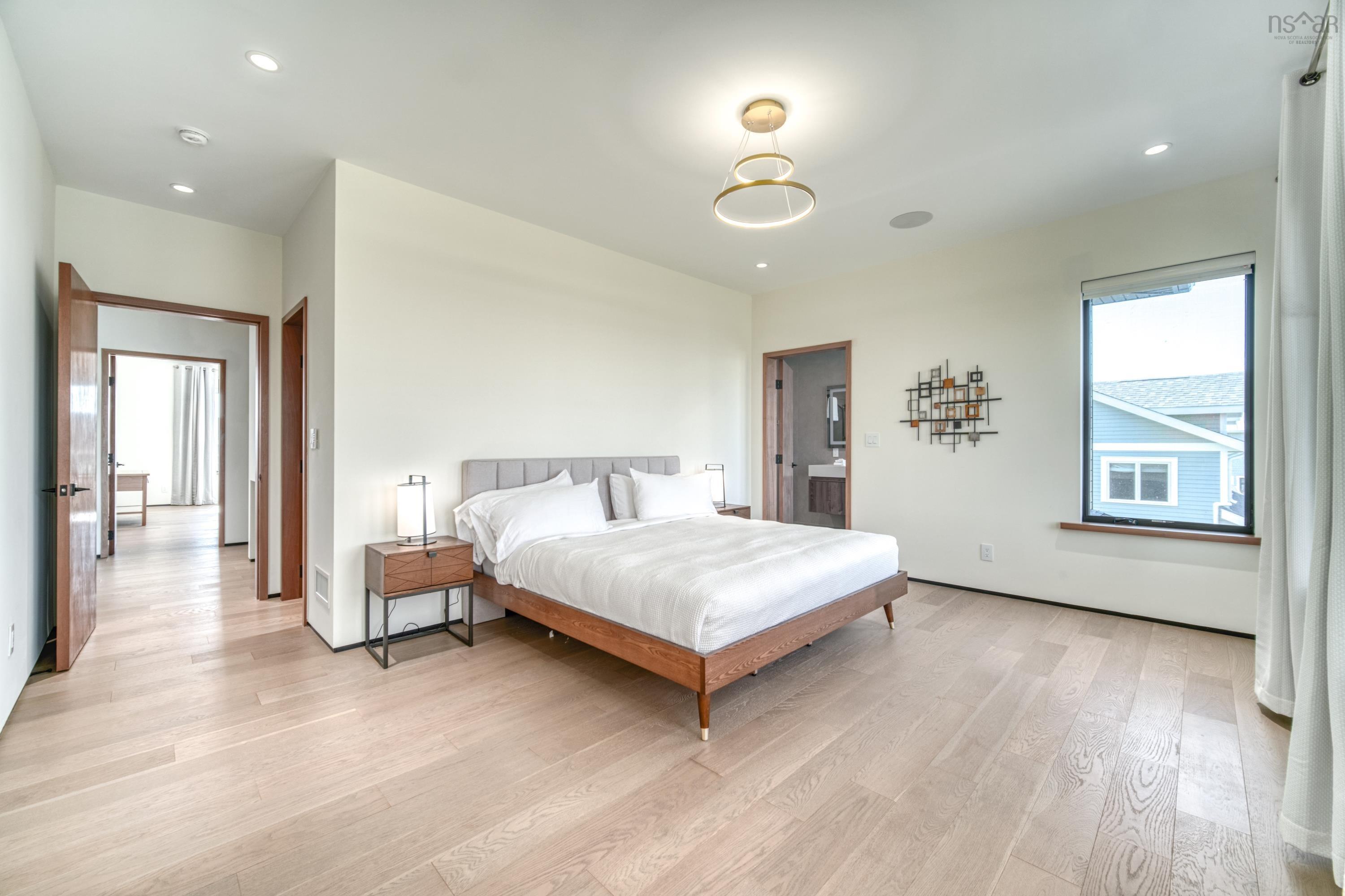 $2,649,000.00: 200 Harbourside, Fox Harbour